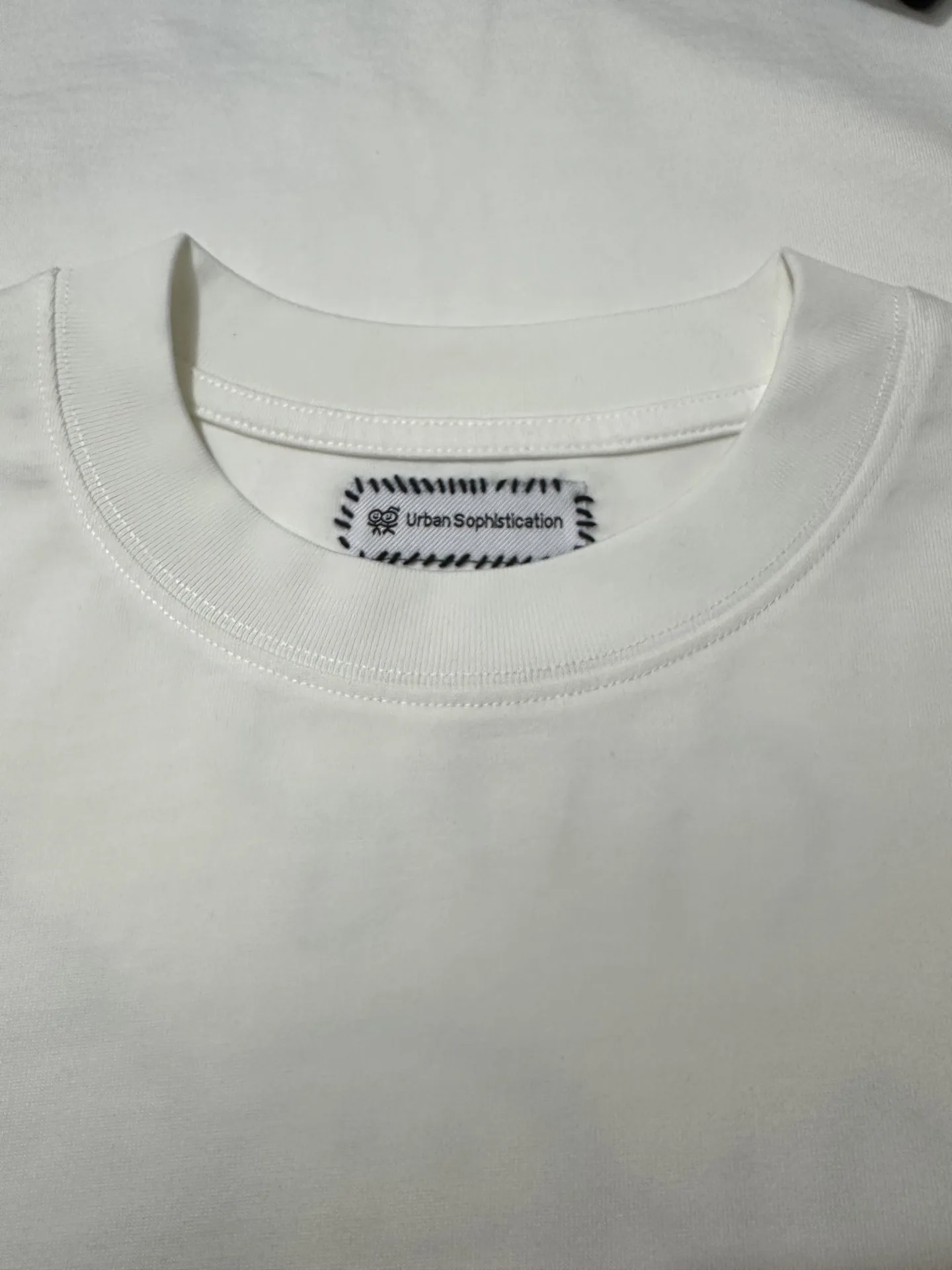 Surf Club Graphic Long-Sleeve T-Shirt D22021757 — view 6
