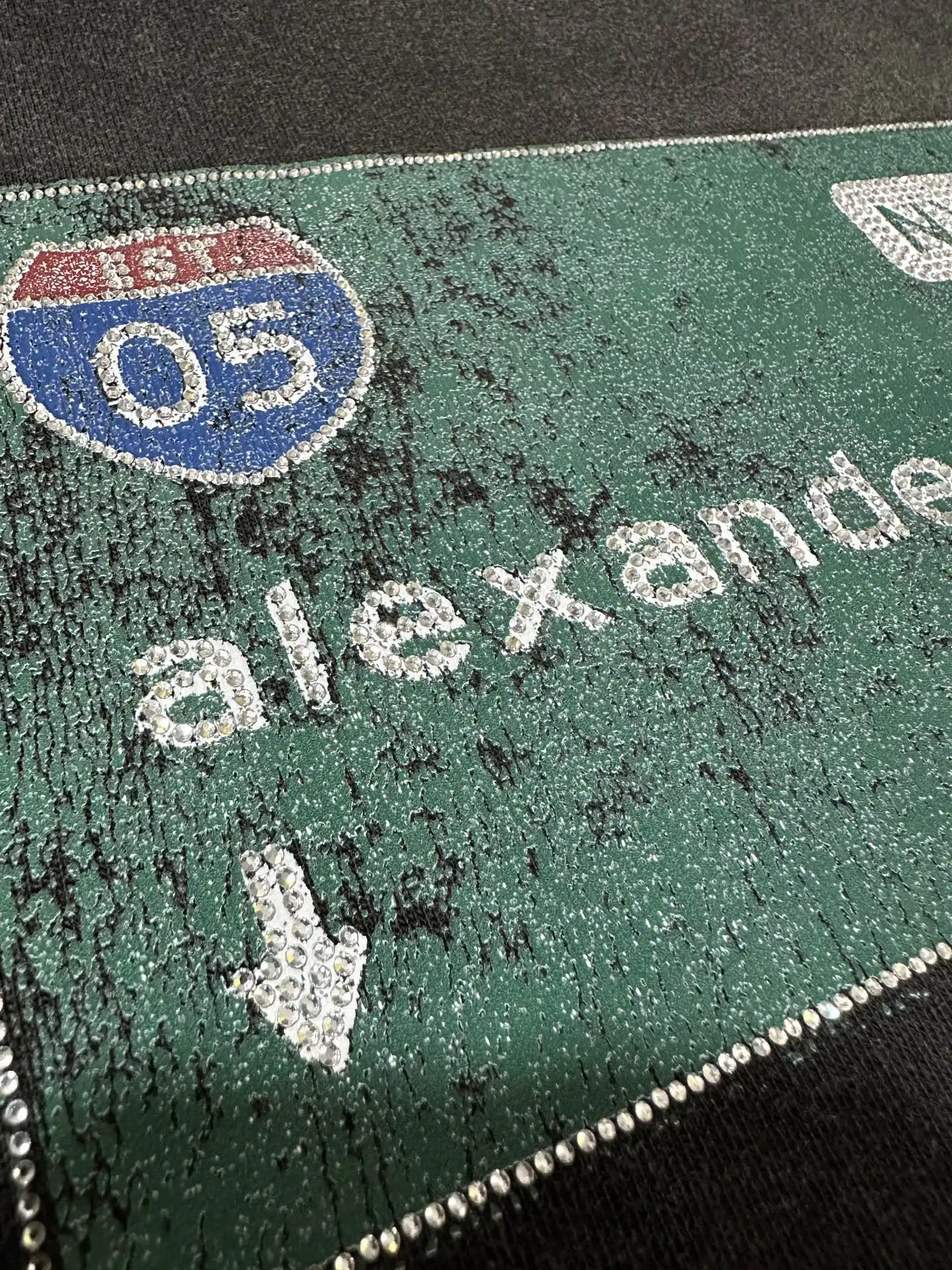 Crystal-Embellished Road Sign Logo T-Shirt D22020122 — view 8
