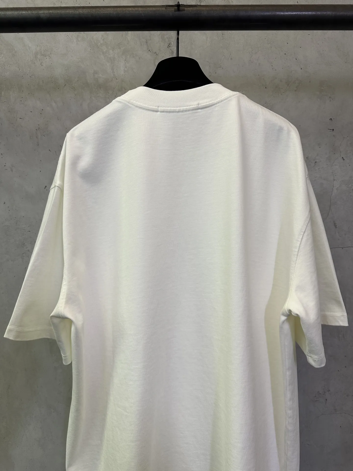 Contemporary Art Graphic T-Shirt D22015689 — view 5