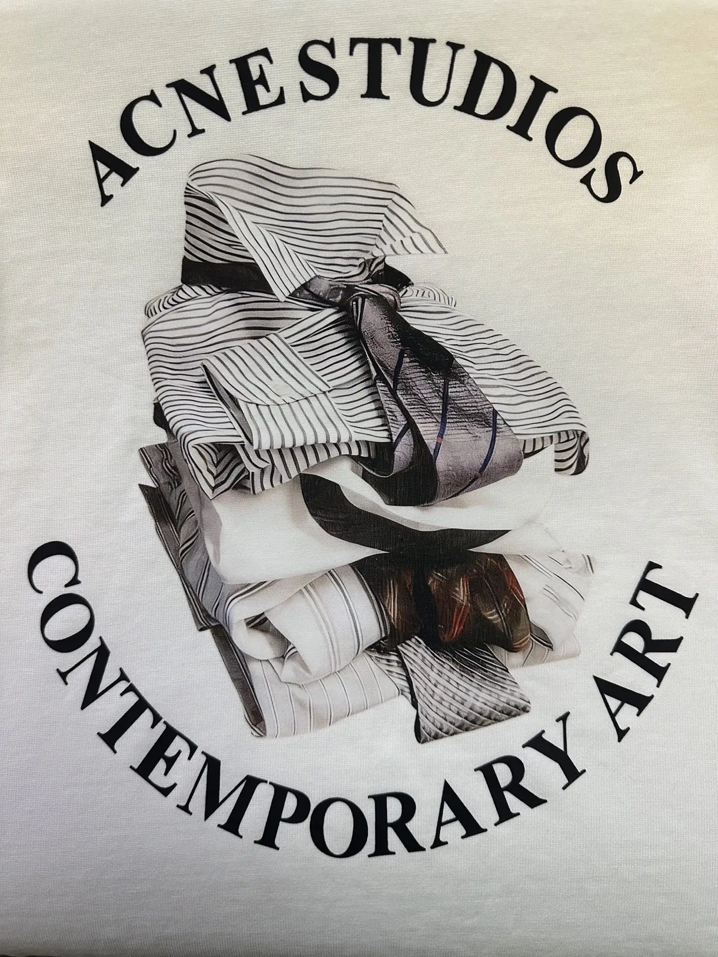 Contemporary Art Graphic T-Shirt D22015689 — view 8