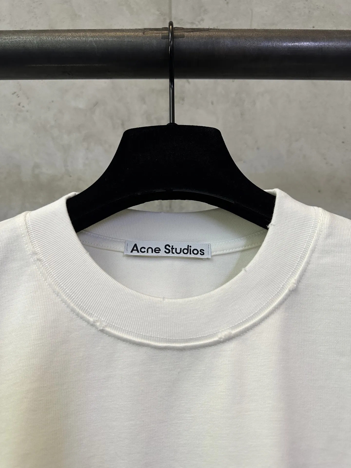 Logo Graphic Heavyweight Cotton T-Shirt D22012876 — view 7