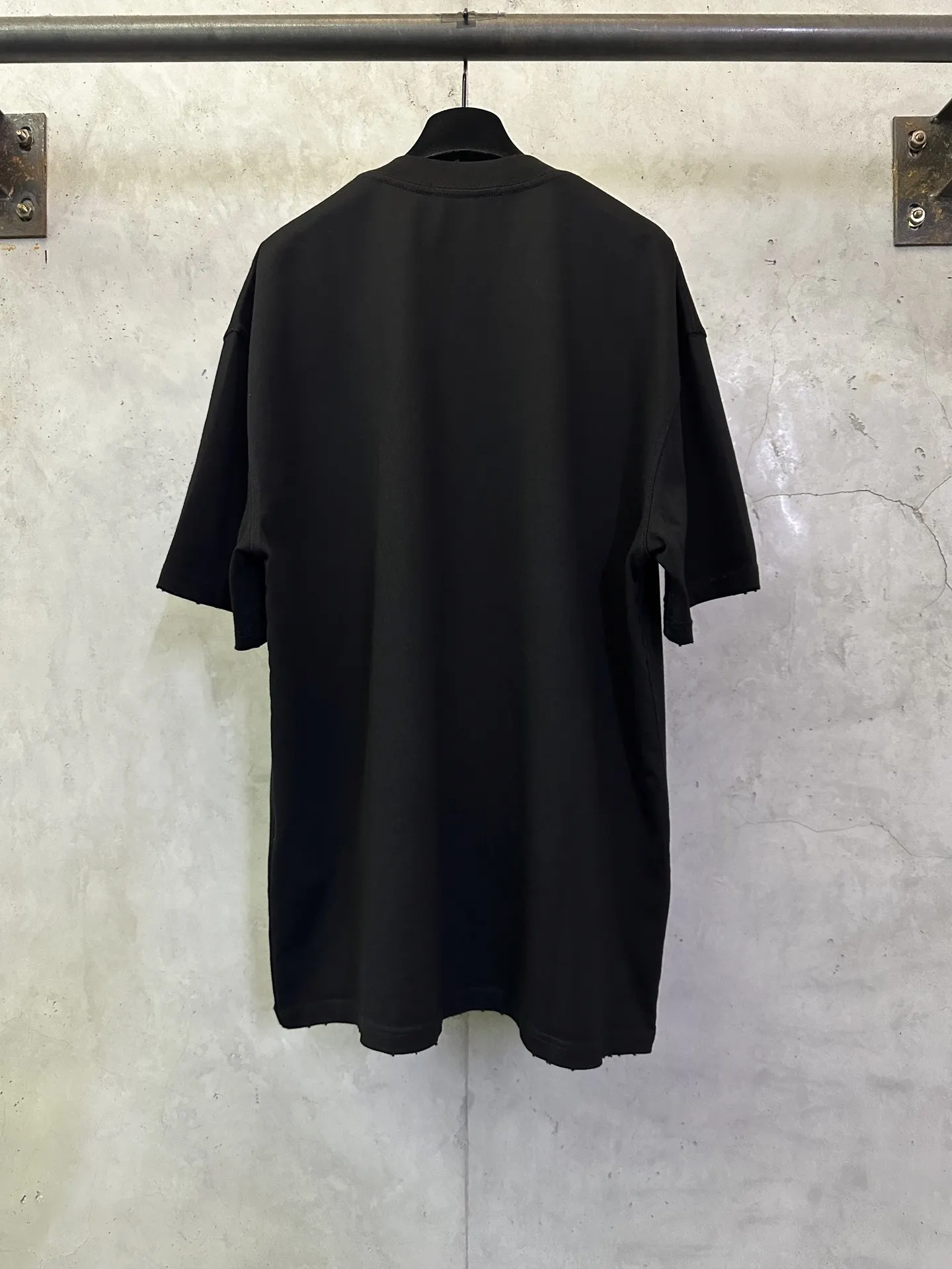 Logo Graphic Heavyweight Cotton T-Shirt D22012877 — view 2