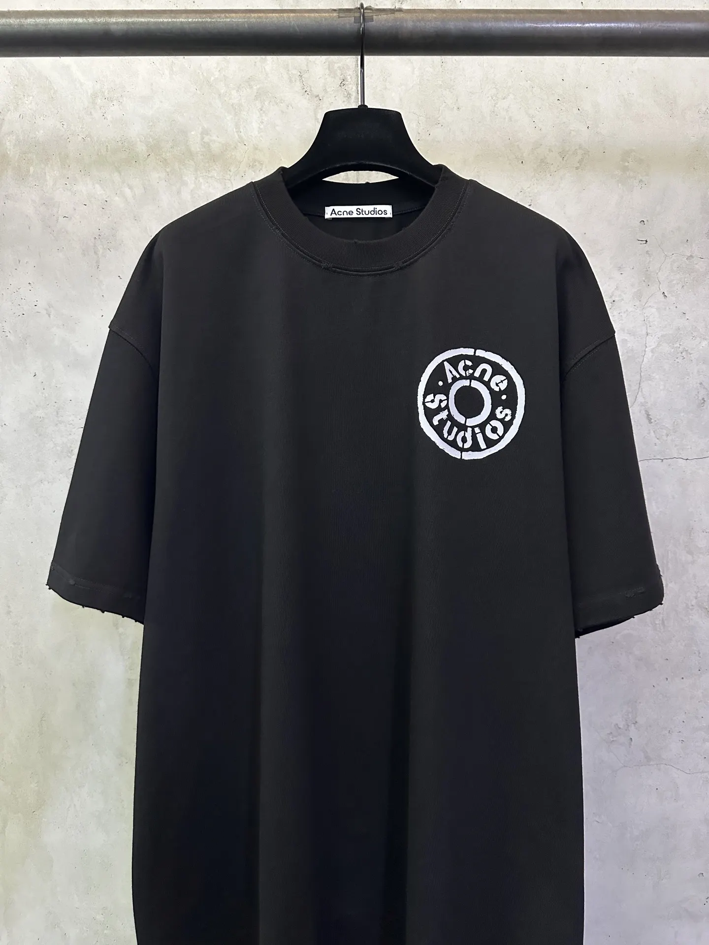 Logo Graphic Heavyweight Cotton T-Shirt D22012877 — view 3