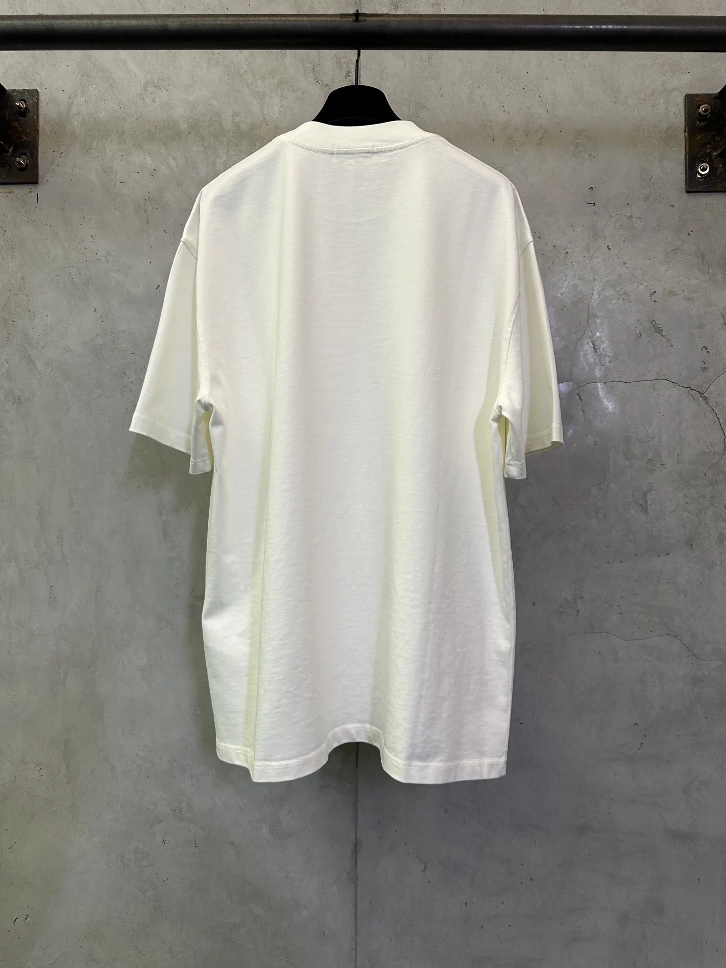 Triomphe Logo Heavyweight Cotton T-Shirt D22012873 — view 2