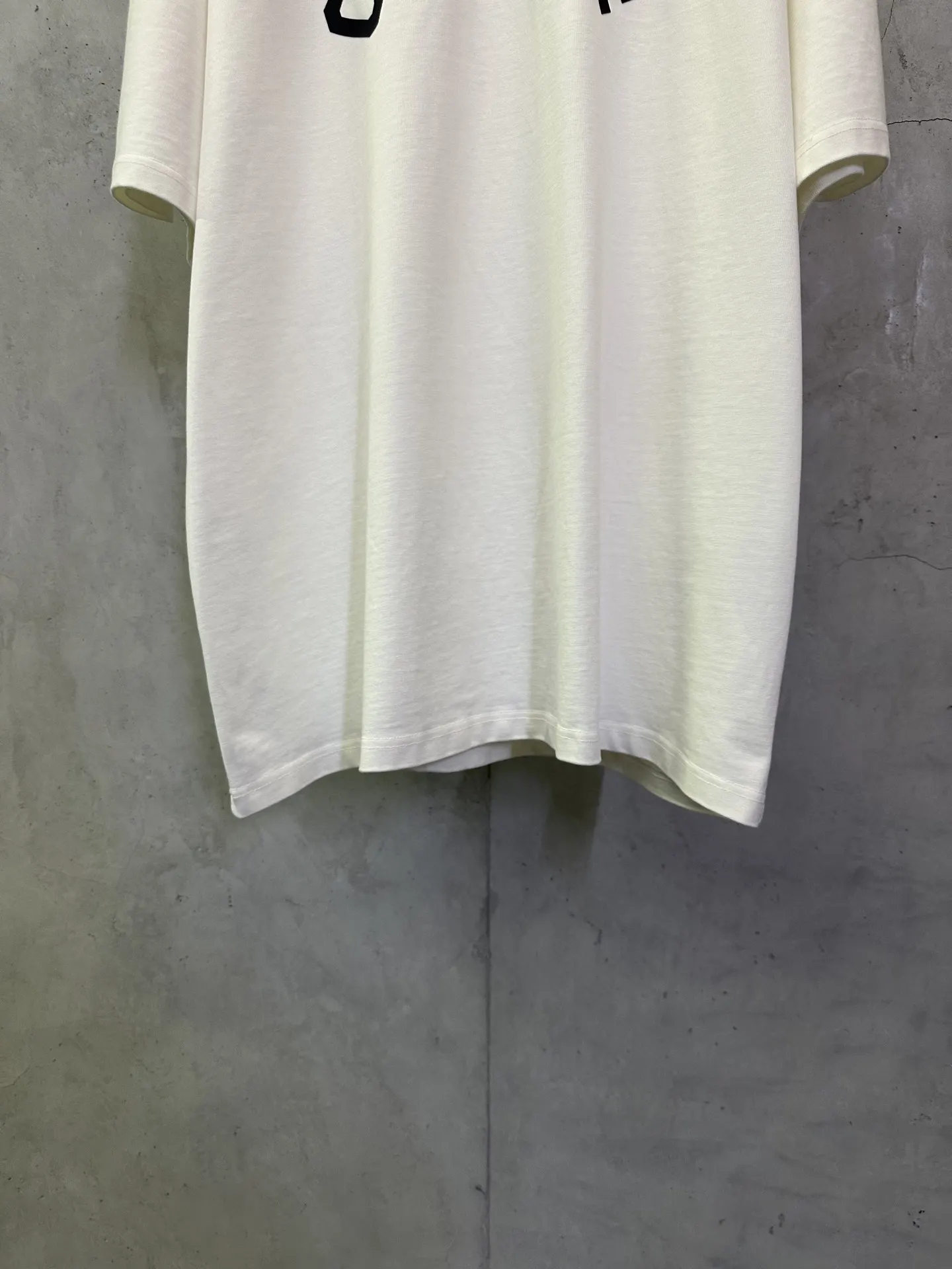 Logo-Print Heavyweight Cotton T-Shirt D22012865 — view 4
