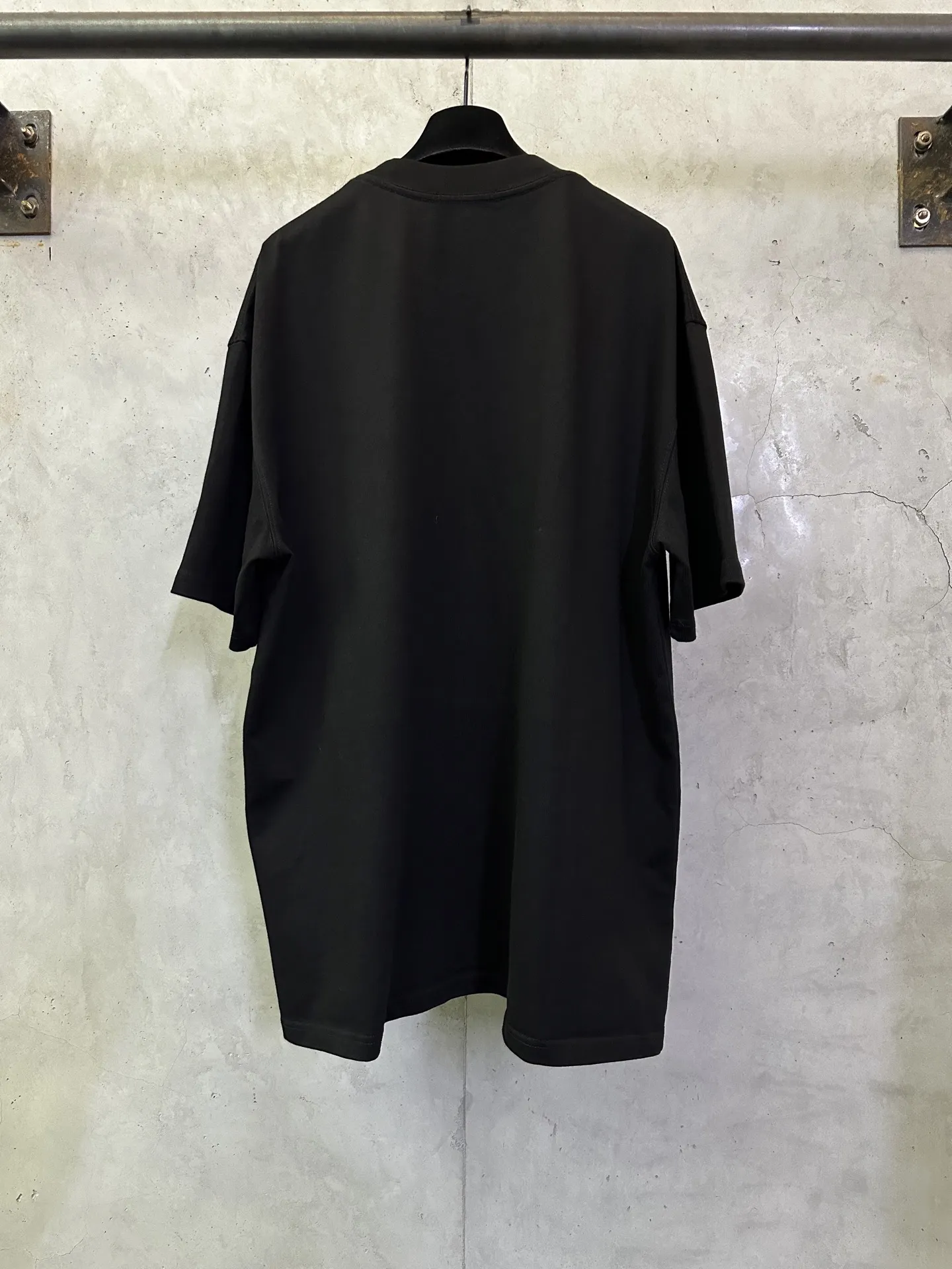 Logo Graphic Heavyweight Cotton T-Shirt D22012879 — view 2