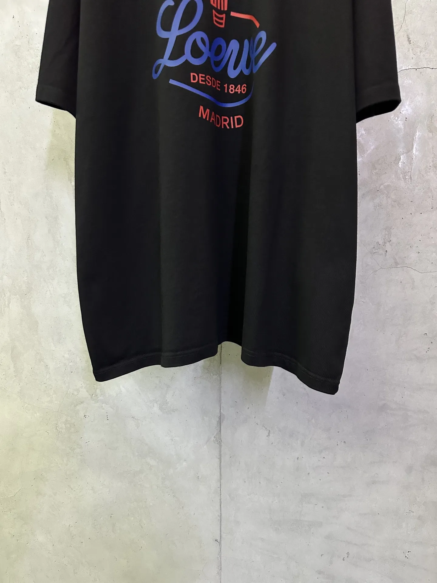 Logo Graphic Heavyweight Cotton T-Shirt D22012879 — view 4