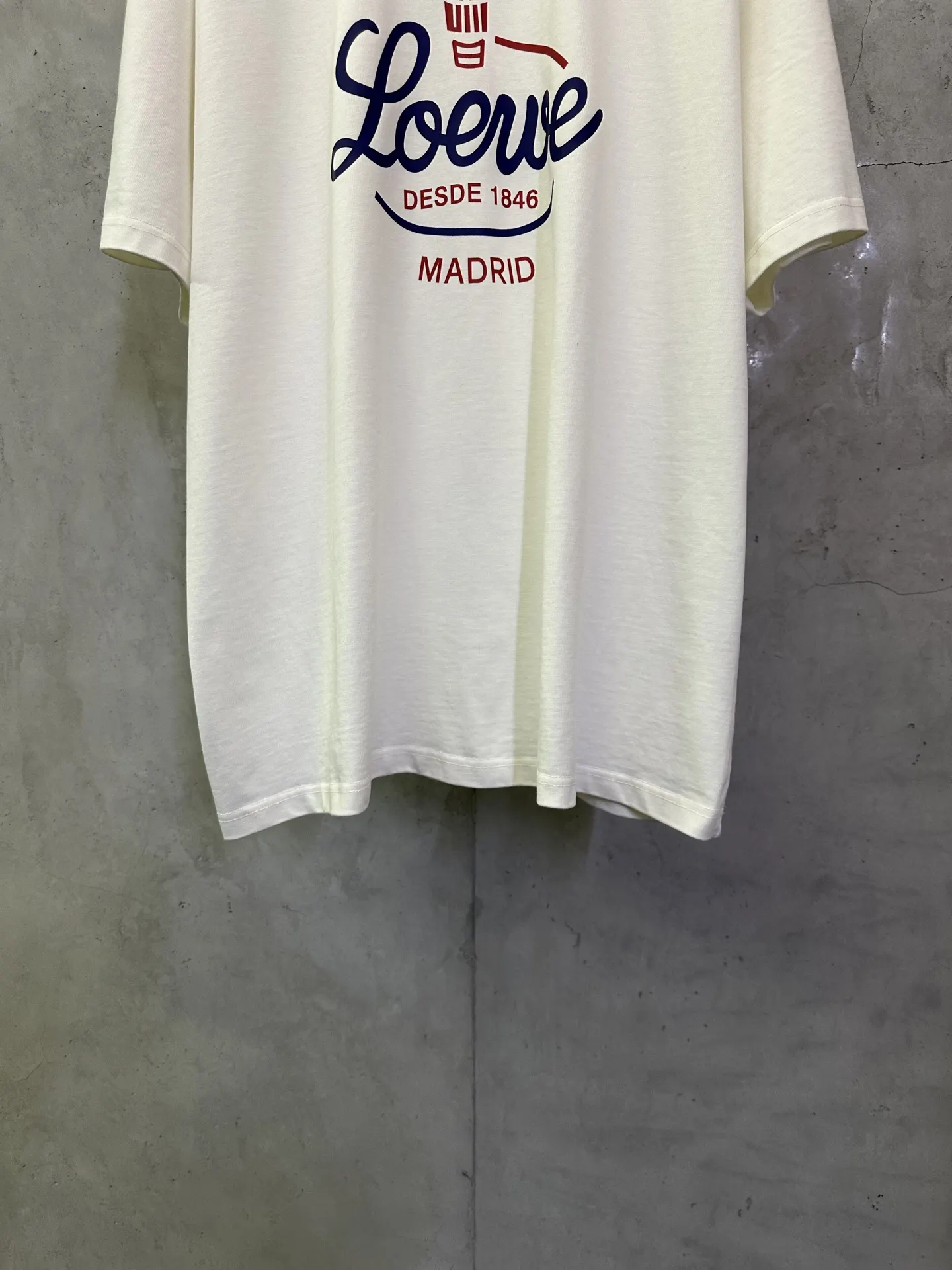 Logo Graphic Heavyweight Cotton T-Shirt D22012878 — view 4