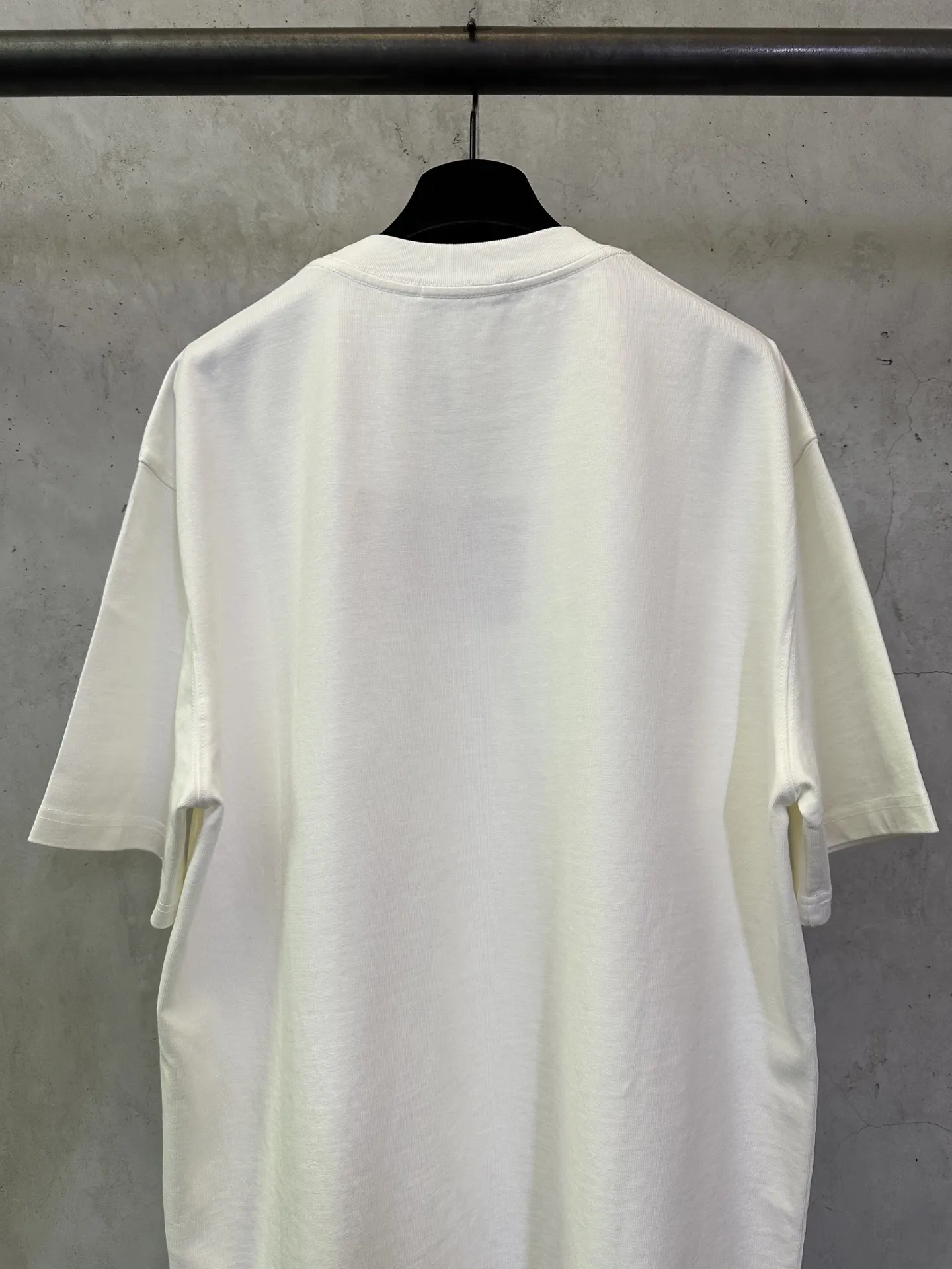 Logo-Print Heavyweight Cotton T-Shirt D22012838 — view 5