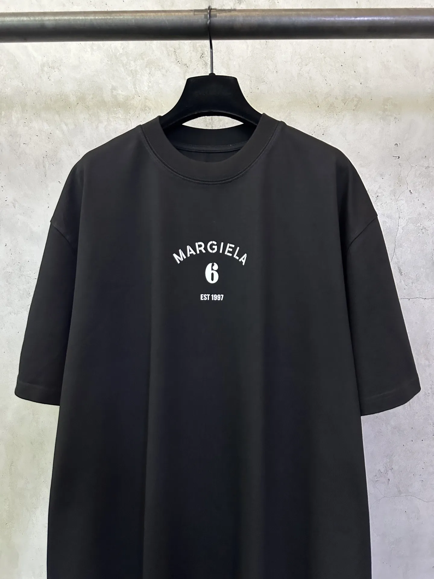 MM6 Maison Margiela Logo Print Heavyweight Cotton T-Shirt D22012890 — view 3