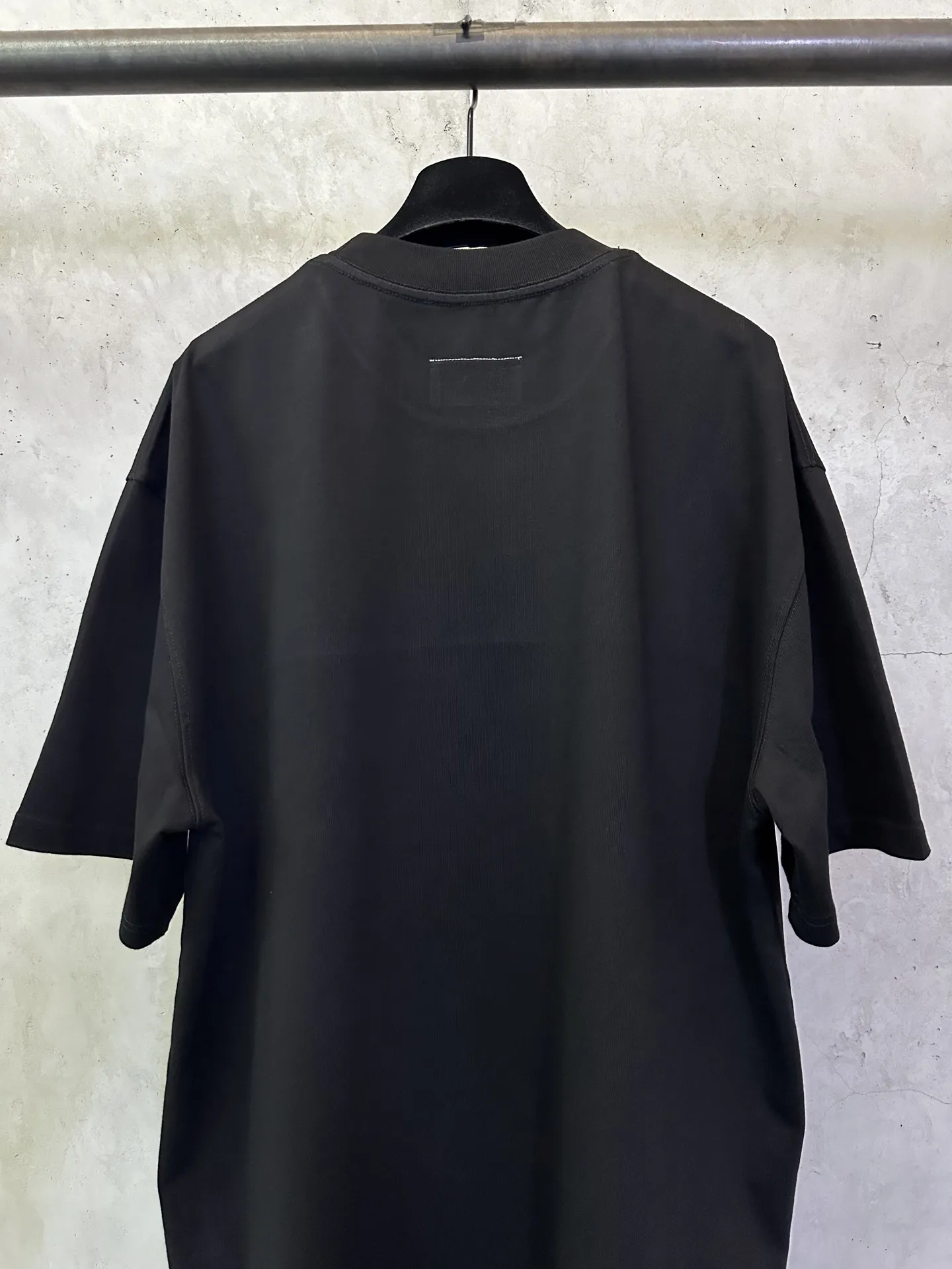 MM6 Maison Margiela Logo Print Heavyweight Cotton T-Shirt D22012890 — view 5