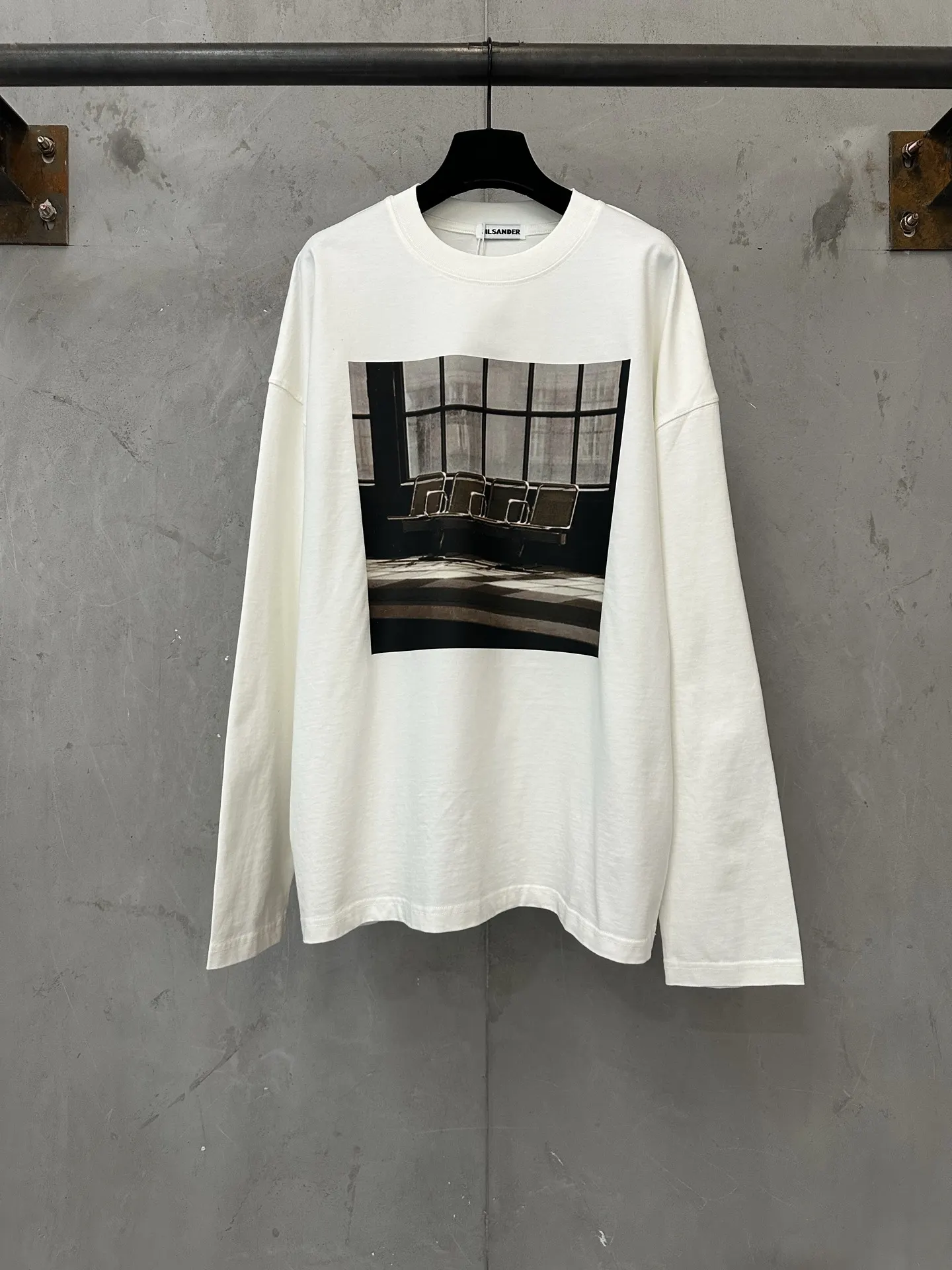 Waiting Room Graphic Long-Sleeve T-Shirt D23024391