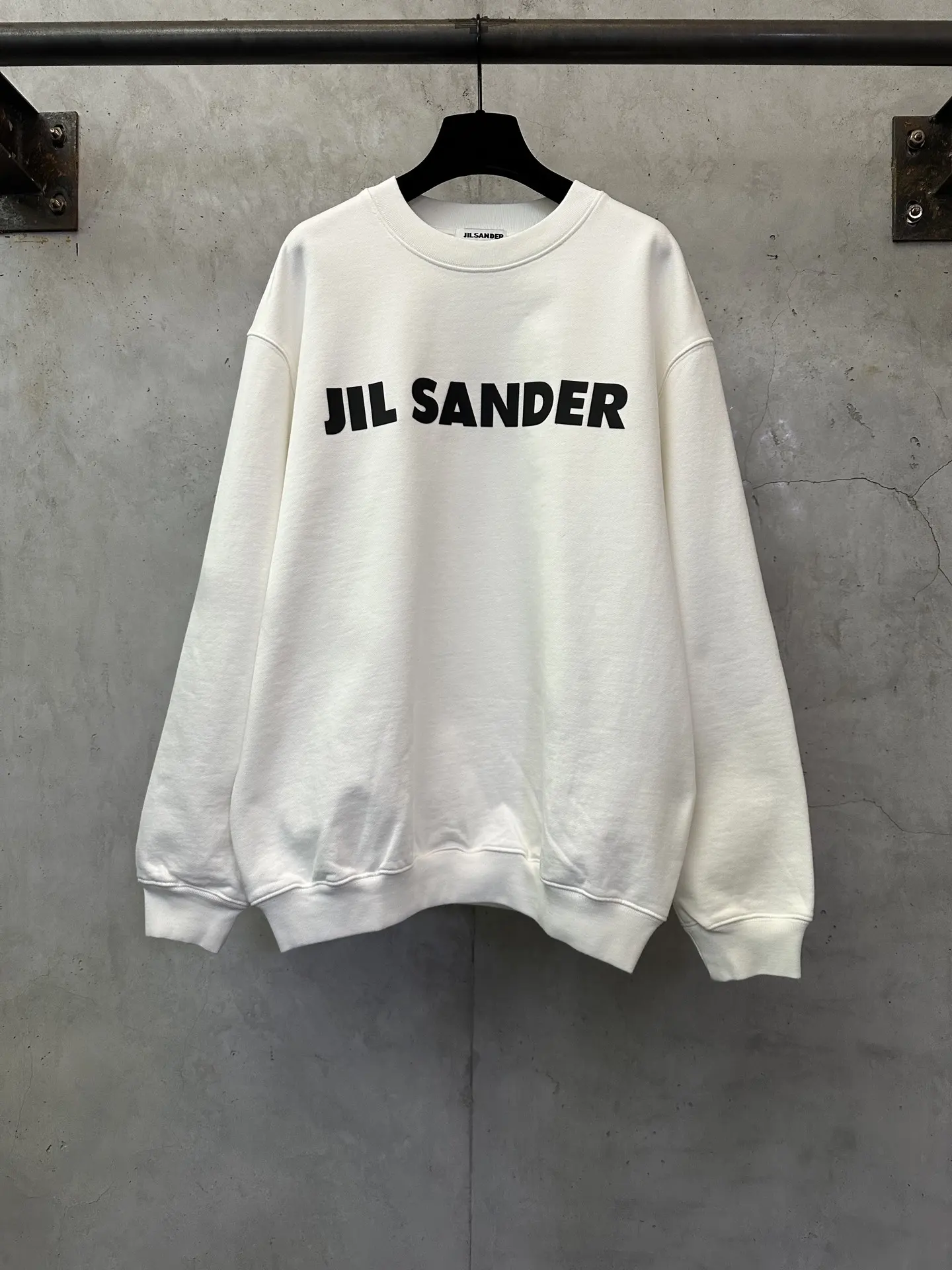 Logo Print Heavyweight Cotton Sweatshirt D25024402