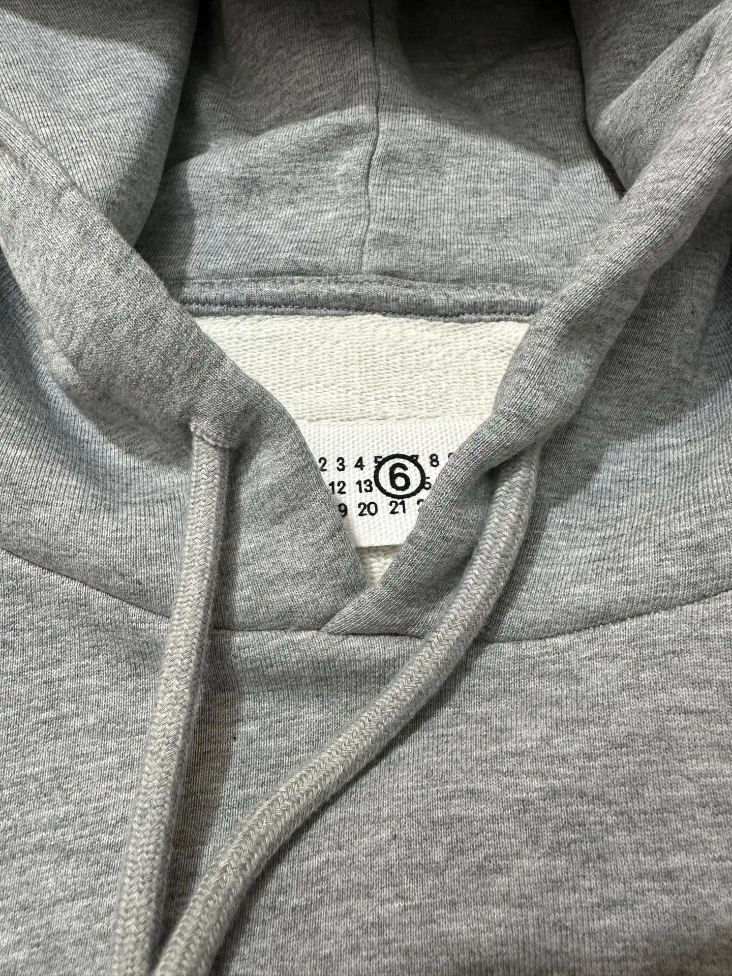 MM6 Distressed Hem Logo Hoodie D27021815 — view 6