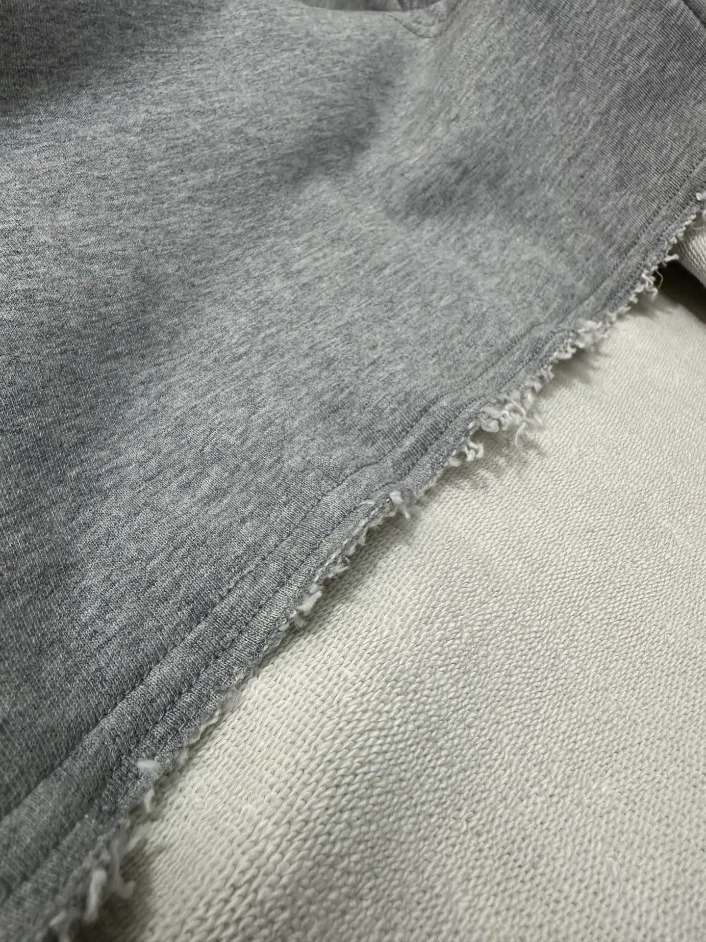 MM6 Distressed Hem Logo Hoodie D27021815 — view 10