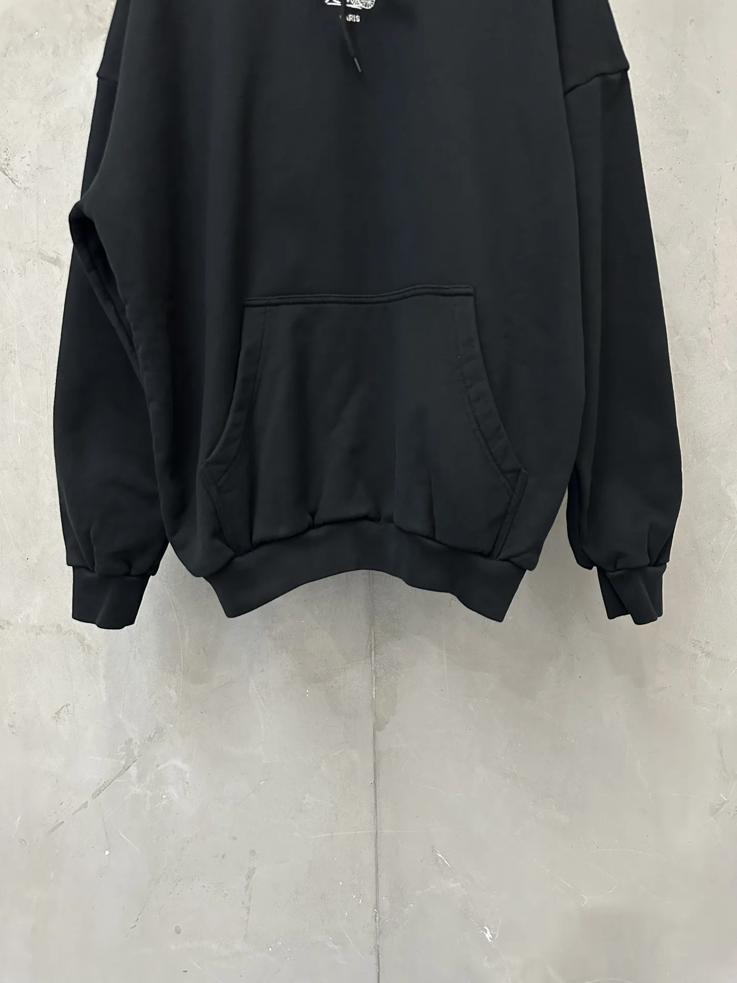Triomphe Carriage Logo Embroidered Hoodie D28020152 — view 4