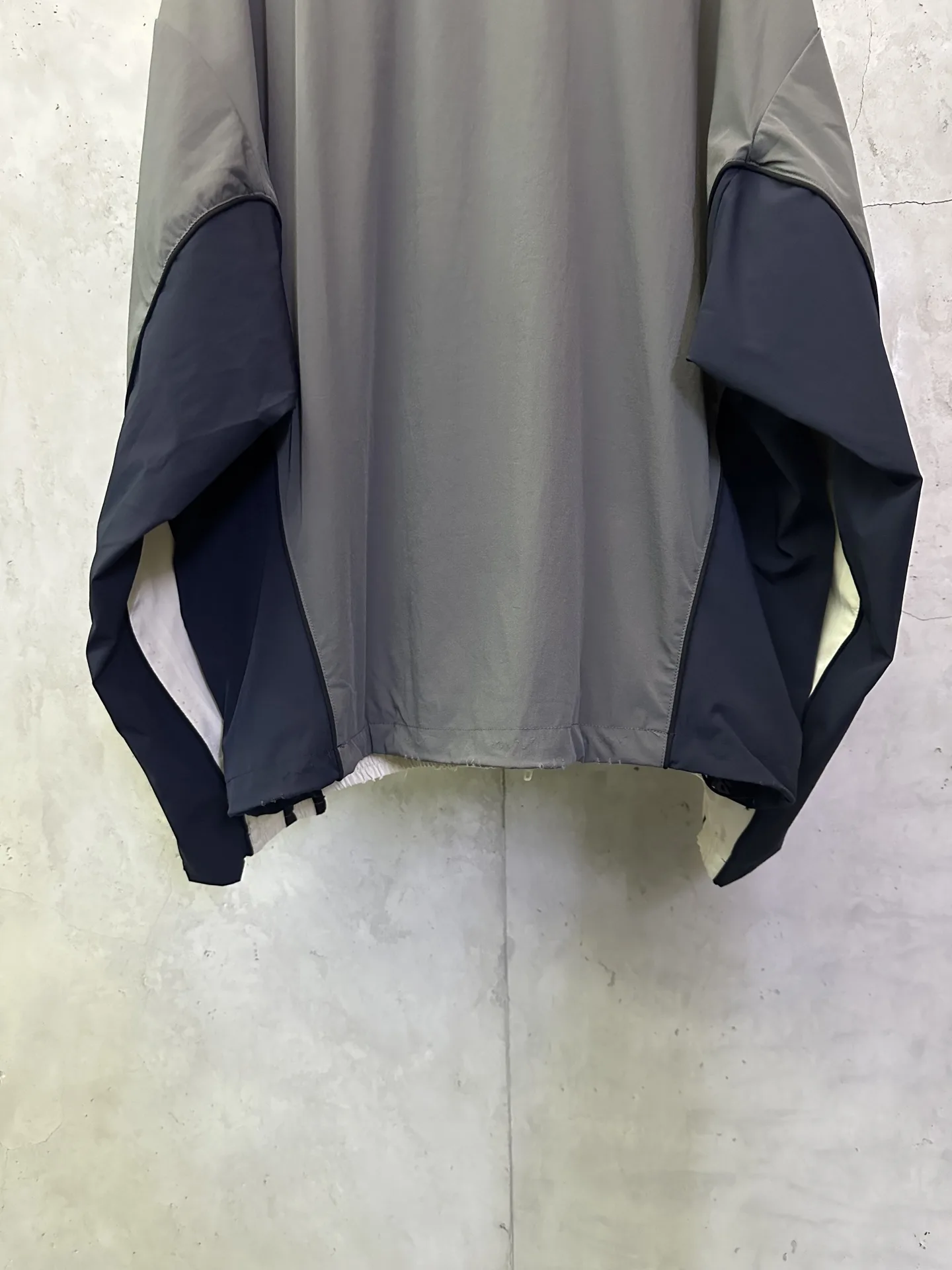 Color-Block Oversized Track Jacket D32012815 — view 6
