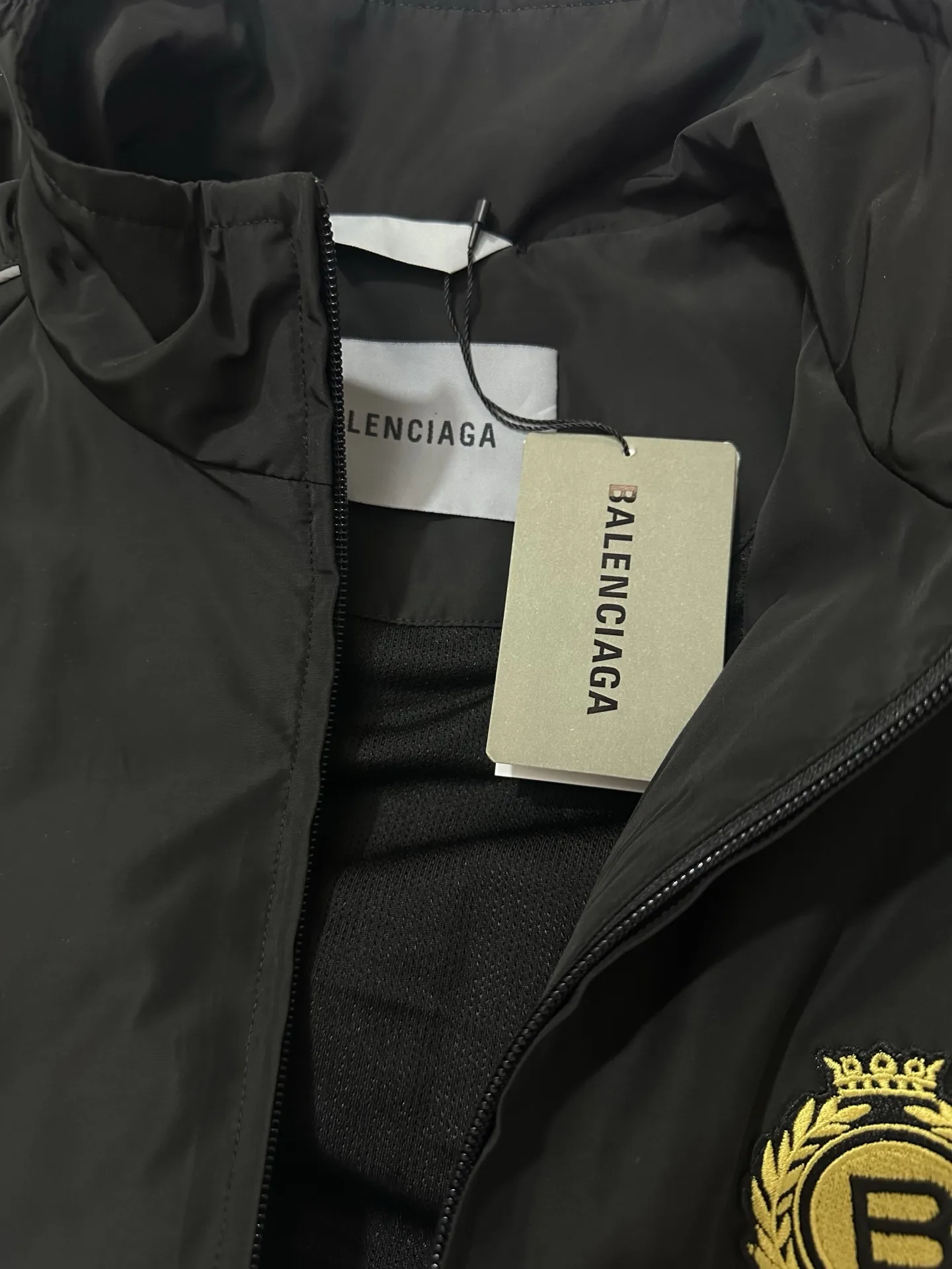 Logo-Print Reflective Trim Track Jacket D33023512 — view 6