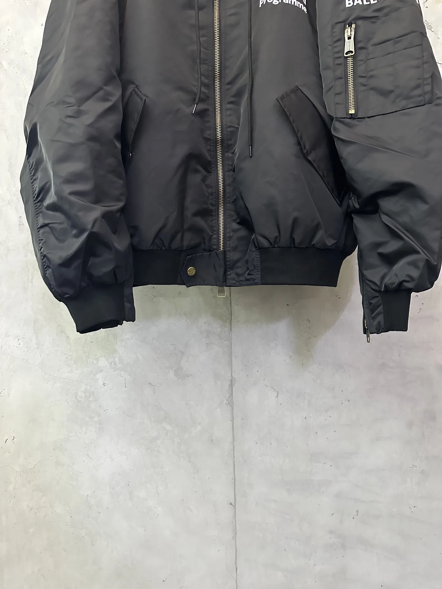 WFP Embroidered Hooded Bomber Jacket D47025021 — view 4