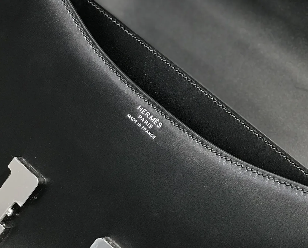 Constance Box Calf Leather Shoulder Bag D50018536 — view 6