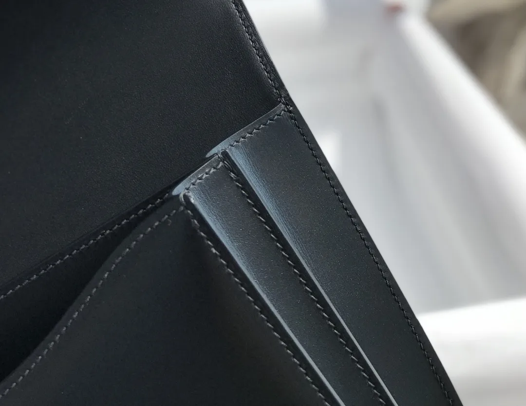 Constance Box Calf Leather Shoulder Bag D50018536 — view 8