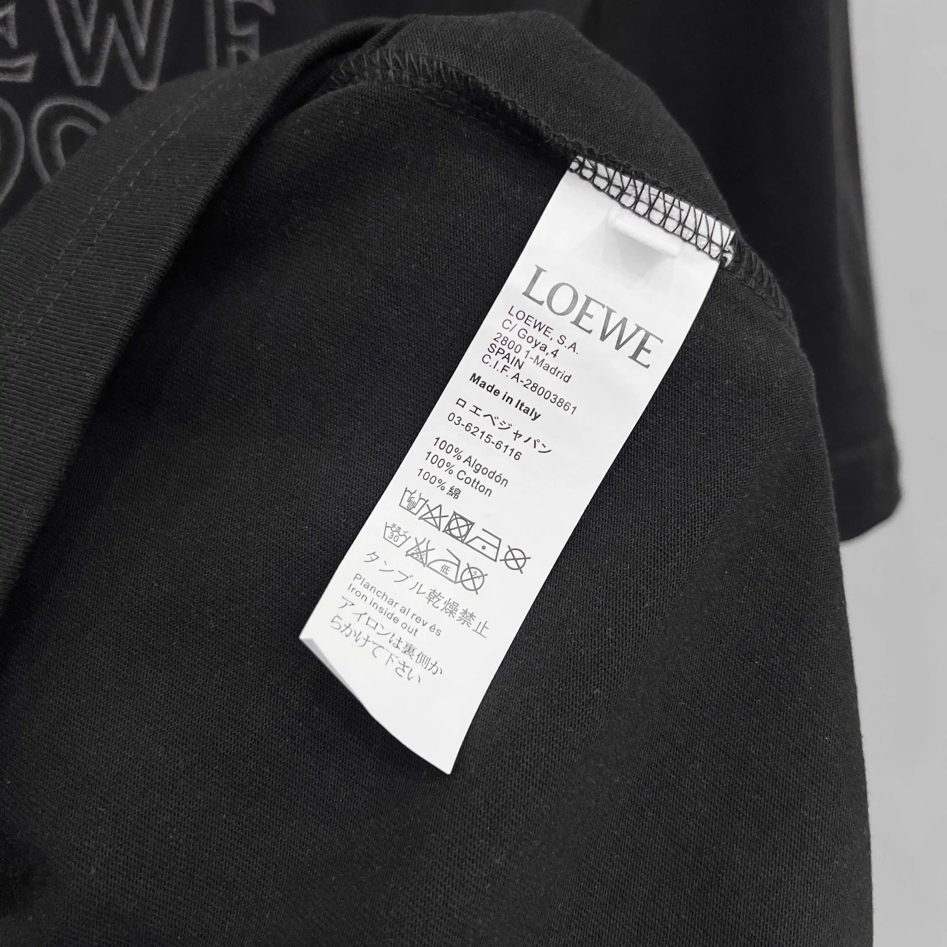 Logo-Embroidered Pocket T-Shirt D13015322 — view 9