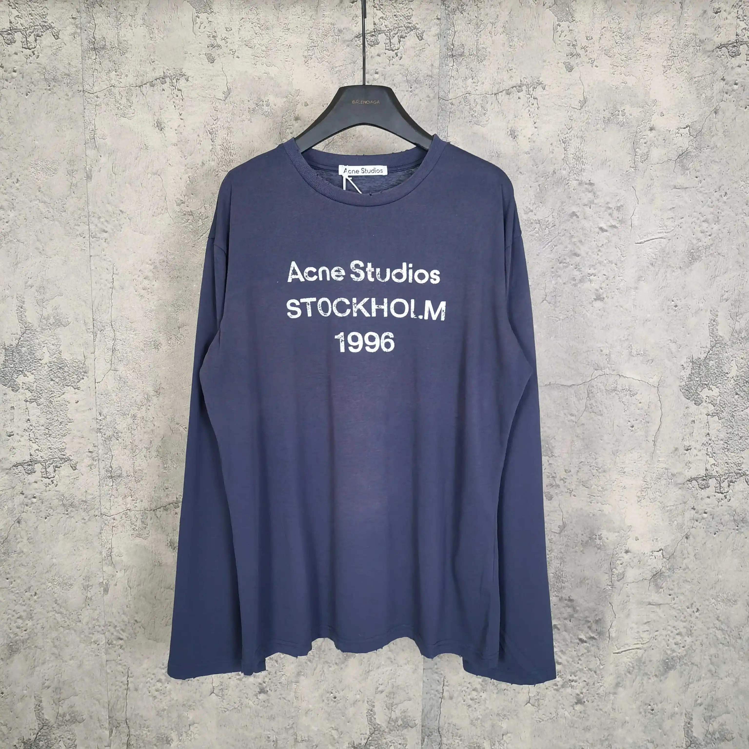 1996 Logo Long-Sleeve T-Shirt D14024564