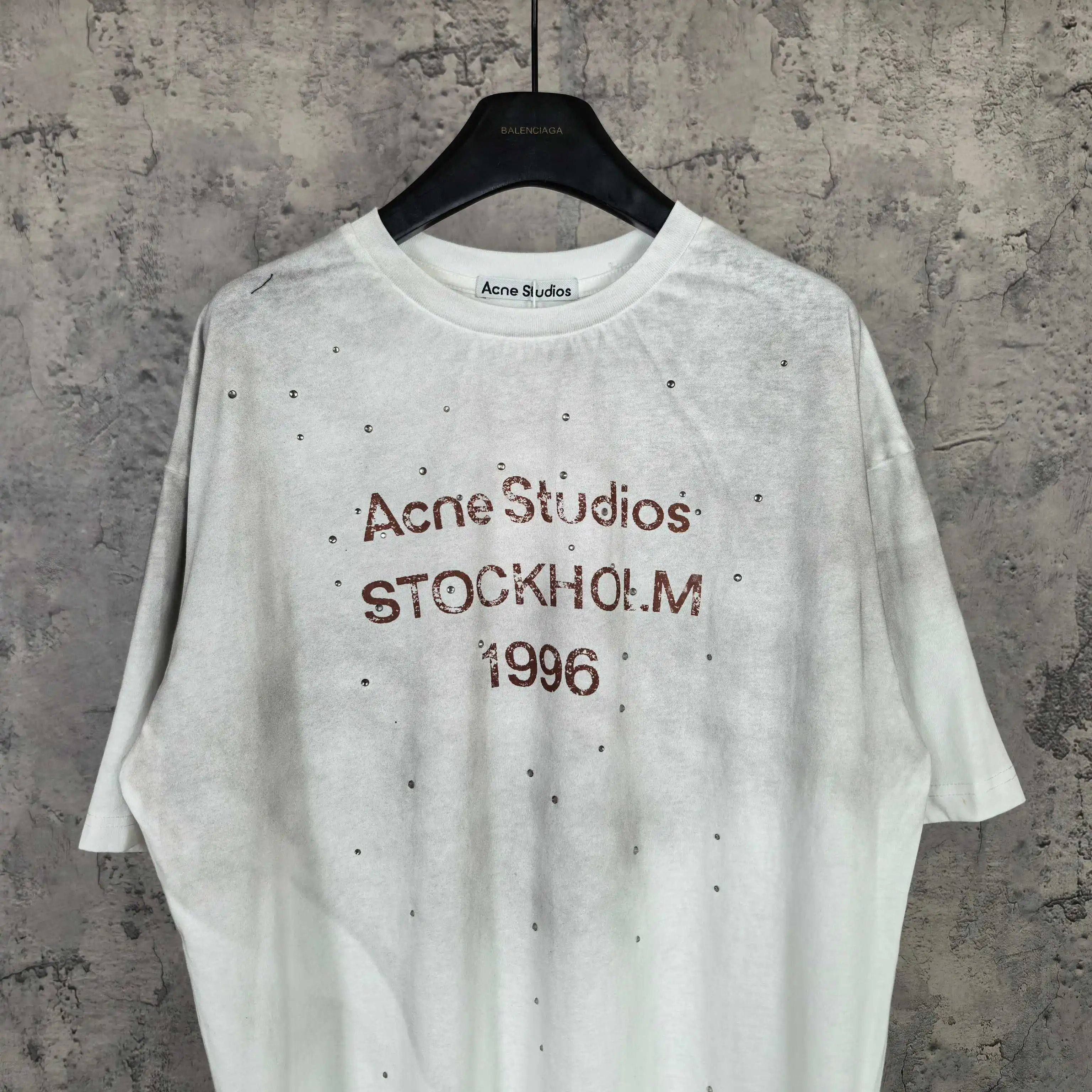 1996 Logo Rhinestone Distressed T-Shirt D14524531 — view 3