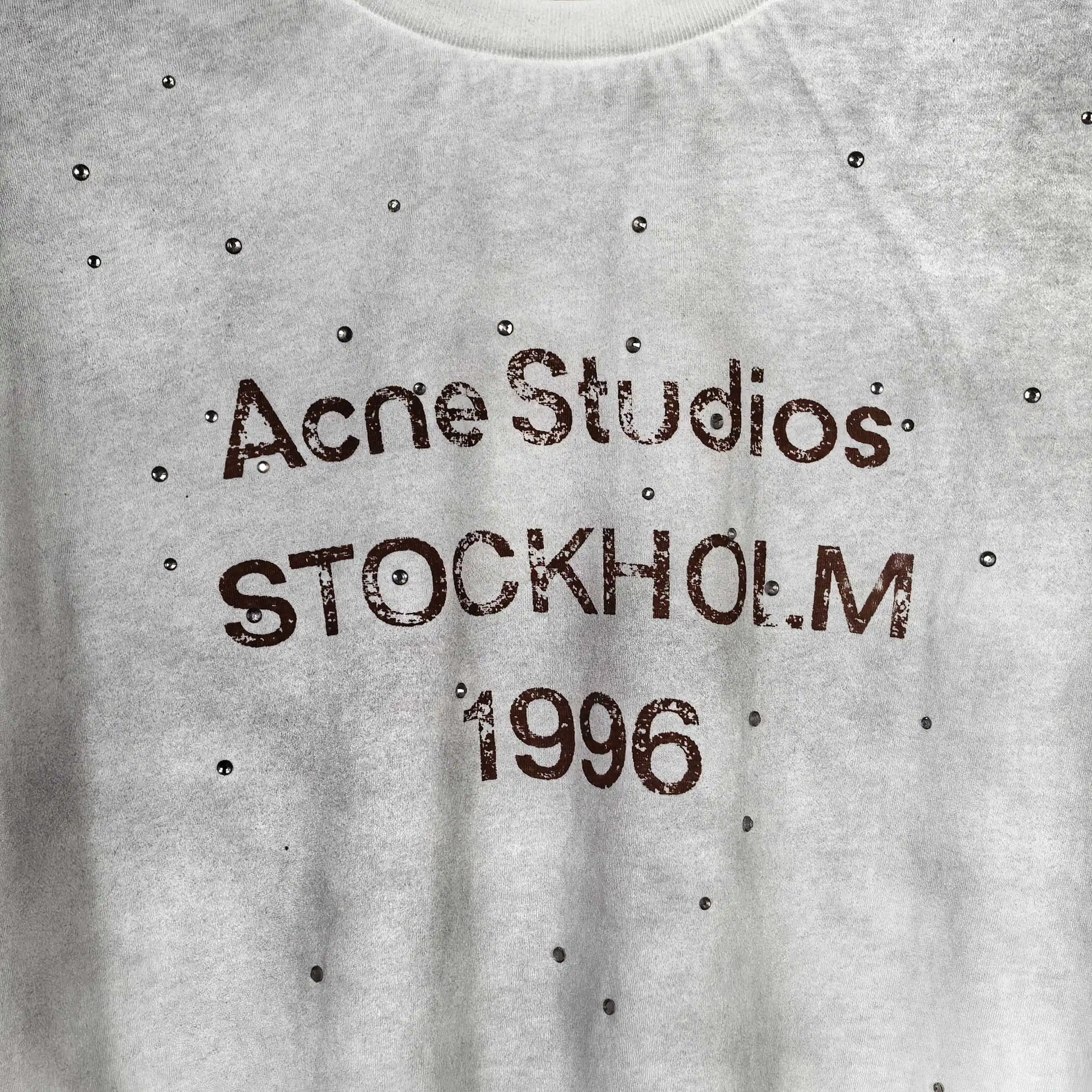 1996 Logo Rhinestone Distressed T-Shirt D14524531 — view 8