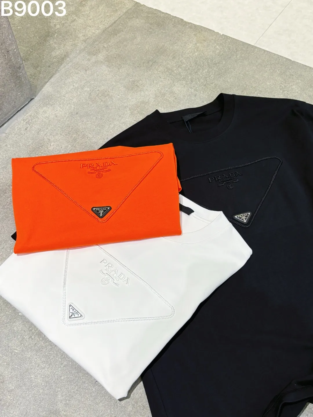 Embroidered Triangle Logo Cotton T-Shirt D15519041 — view 9