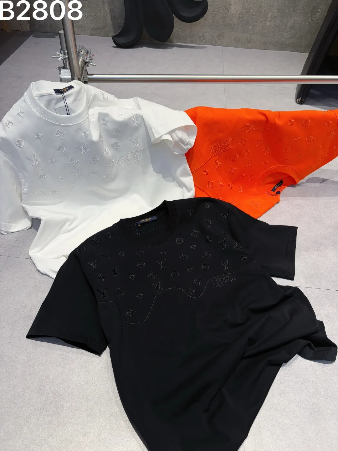 Monogram Embroidered Cotton T-Shirt D15519042 — view 6