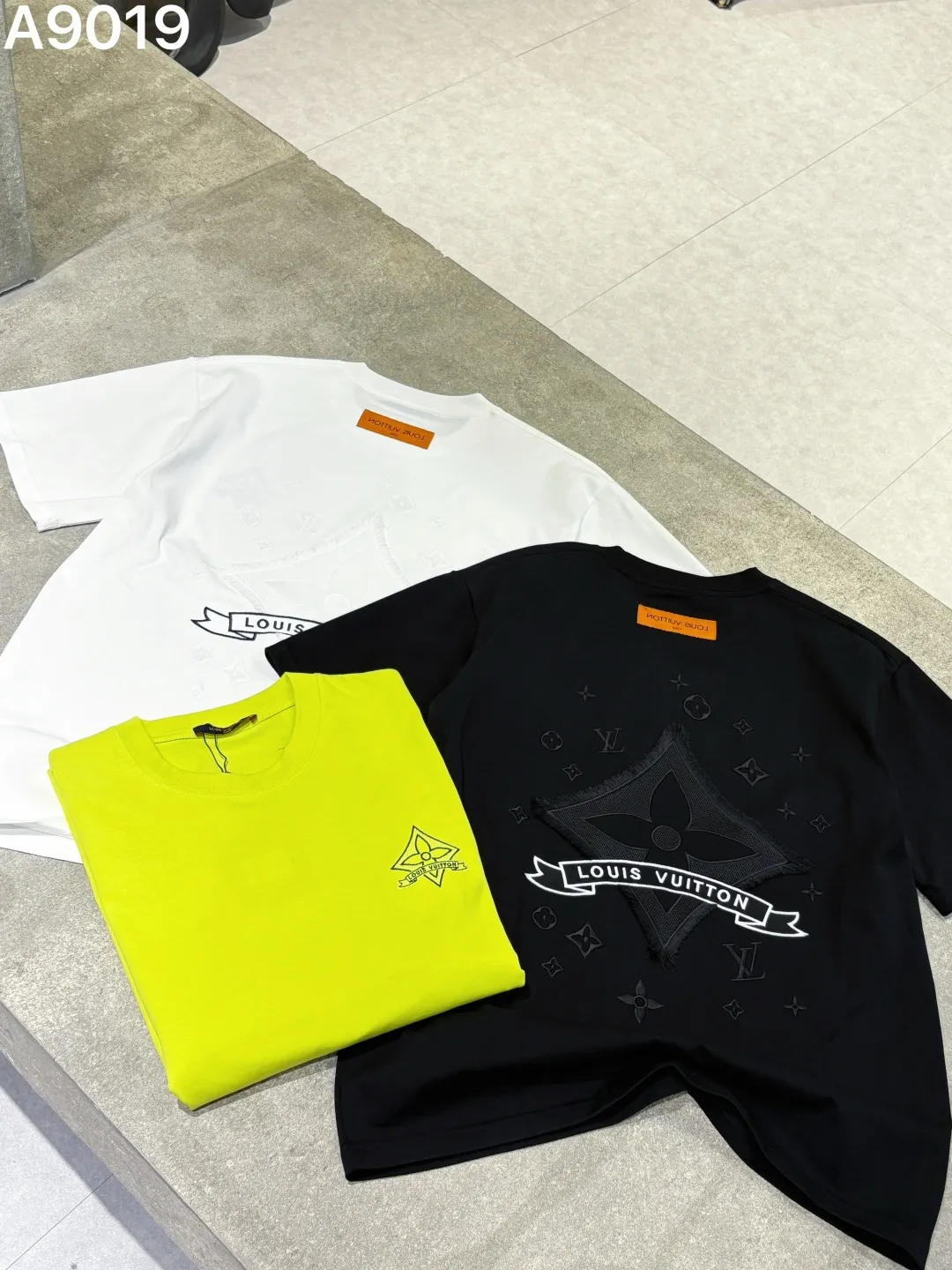 Embroidered Logo Cotton T-Shirt D16019039 — view 9