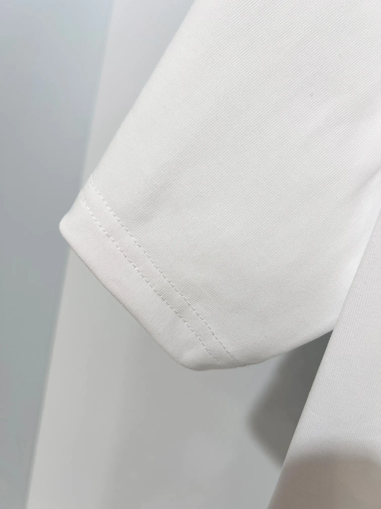 Logo-Embroidered Pocket T-Shirt D18014939 — view 8