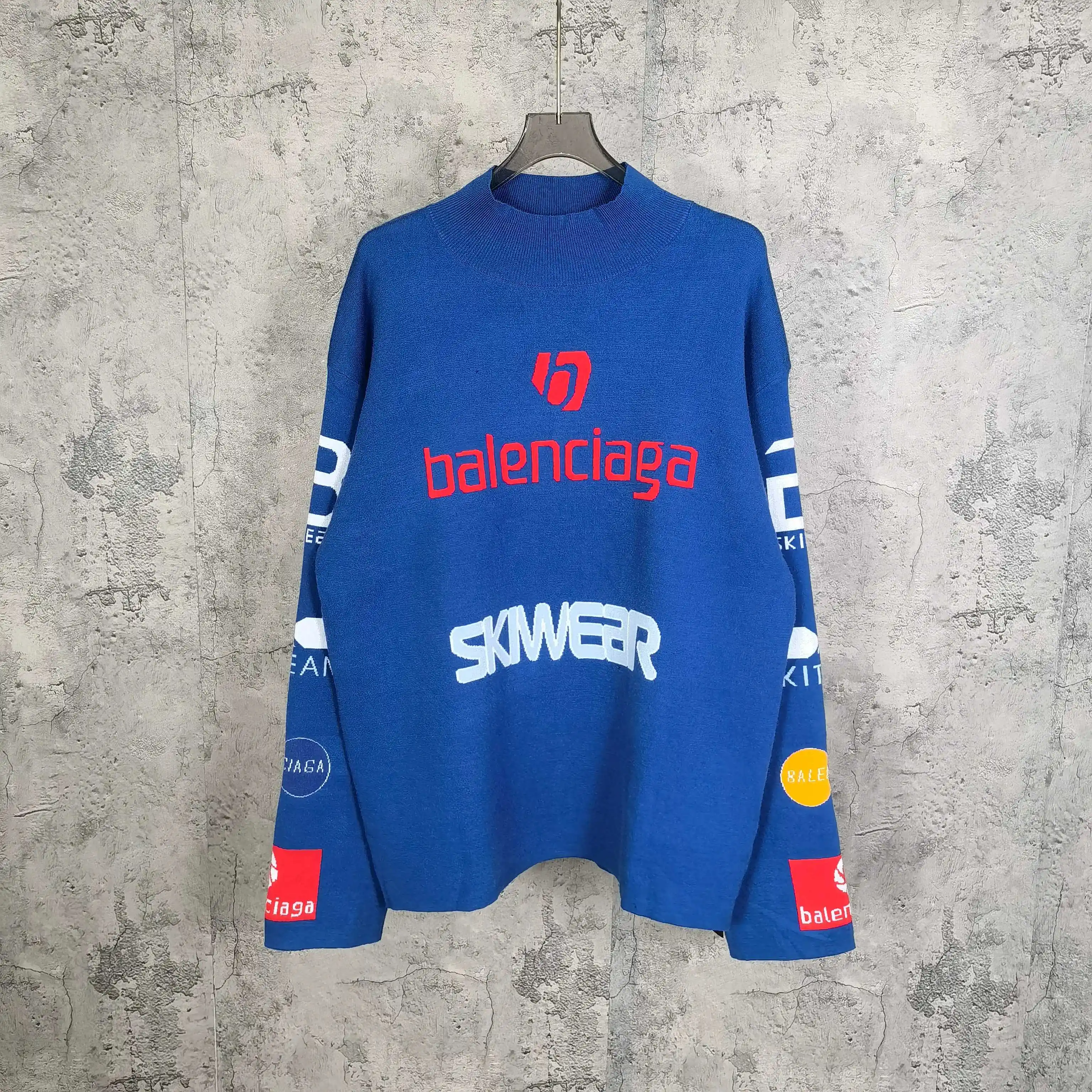Skiwear Sponsor Logo Mock-Neck Sweater D20024463