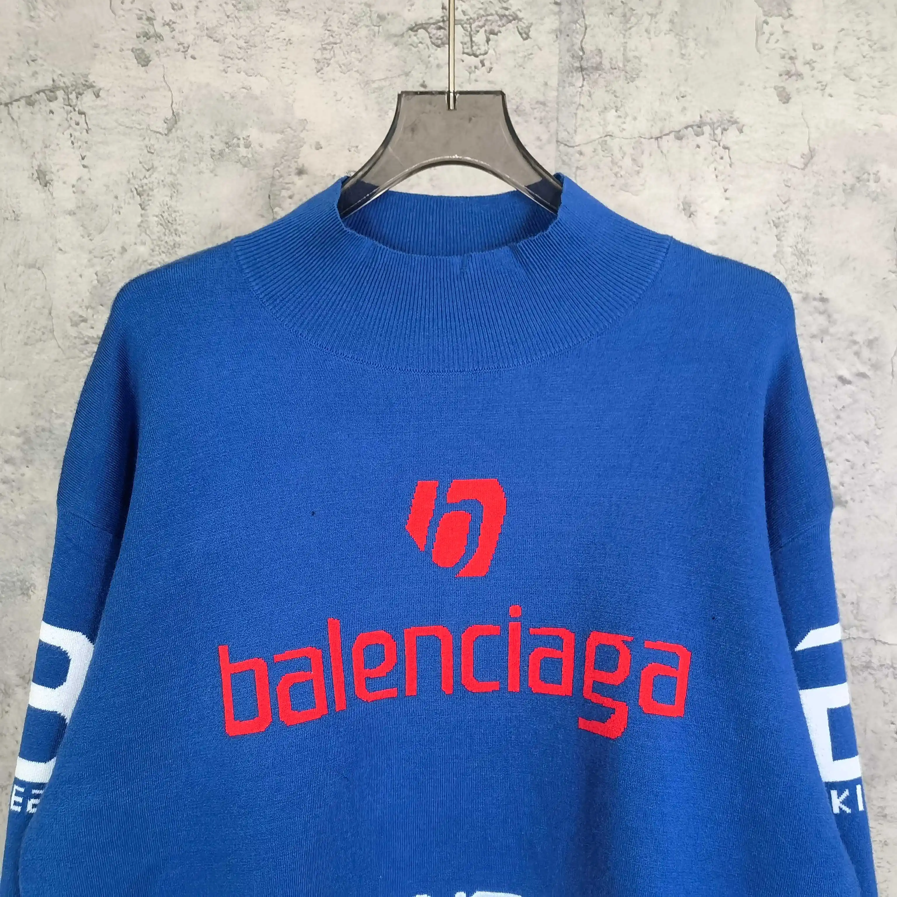 Skiwear Sponsor Logo Mock-Neck Sweater D20024463 — view 3