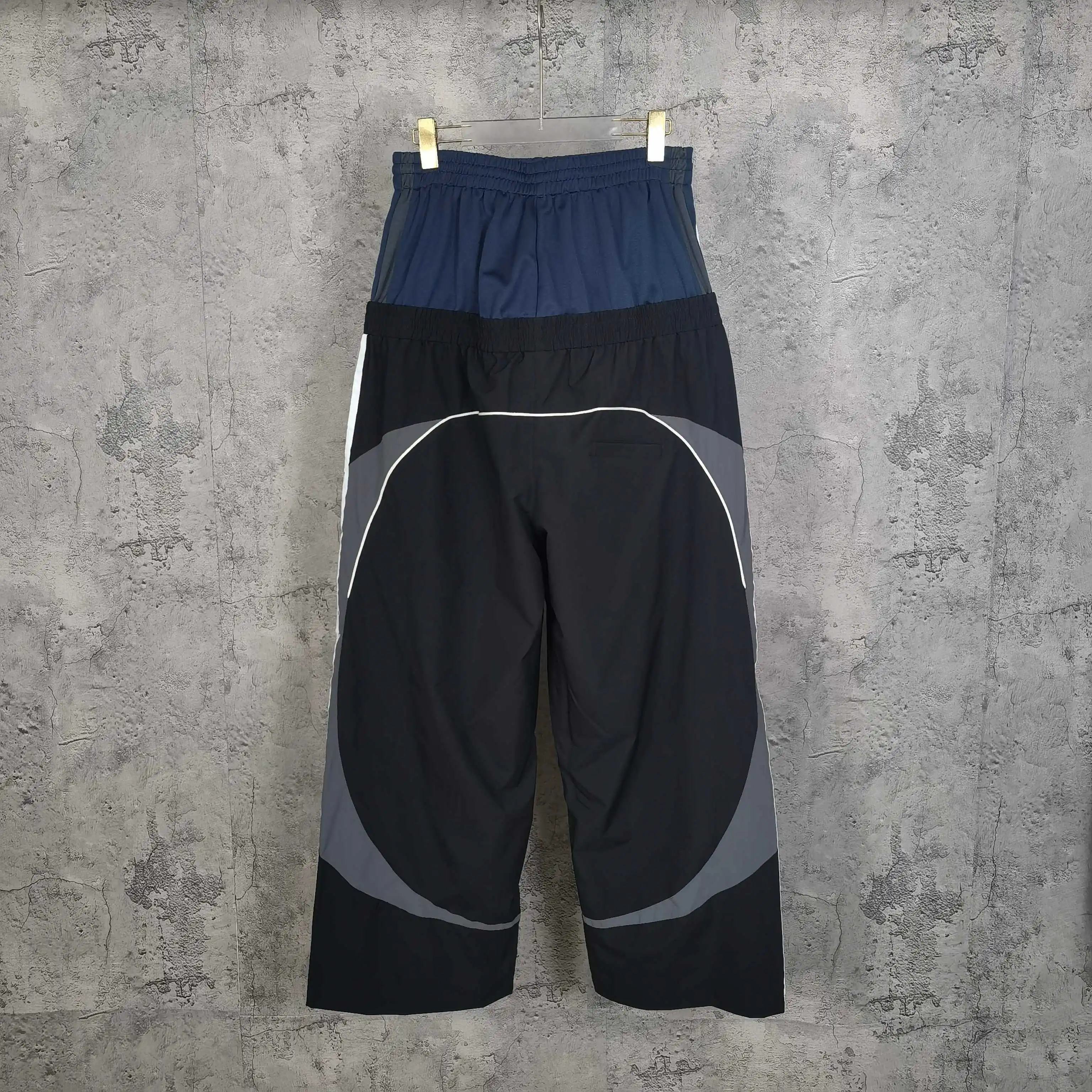 Cut-Up Double-Waistband Tracksuit Pants D22524487 — view 2