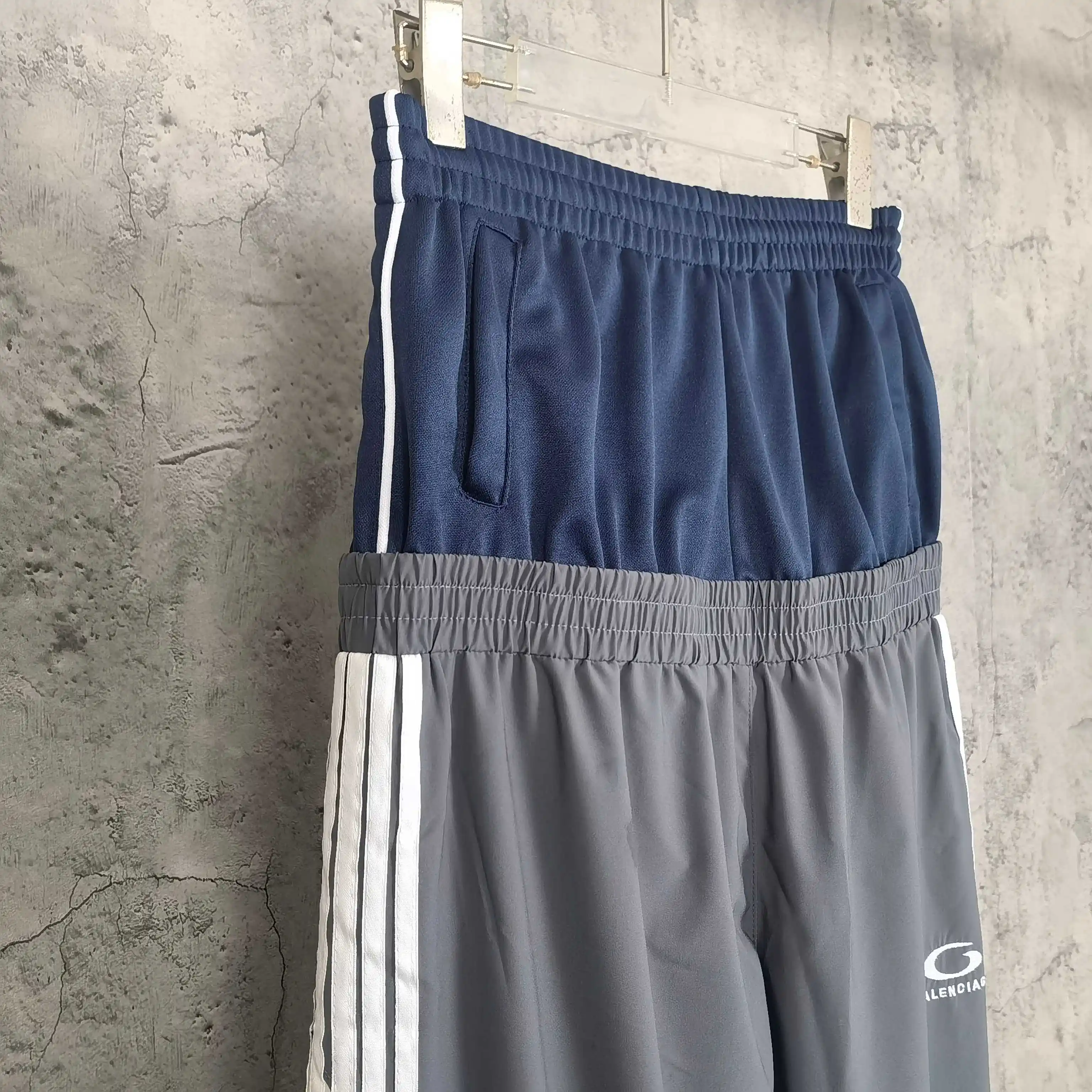 Cut-Up Double-Waistband Tracksuit Pants D22524488 — view 7