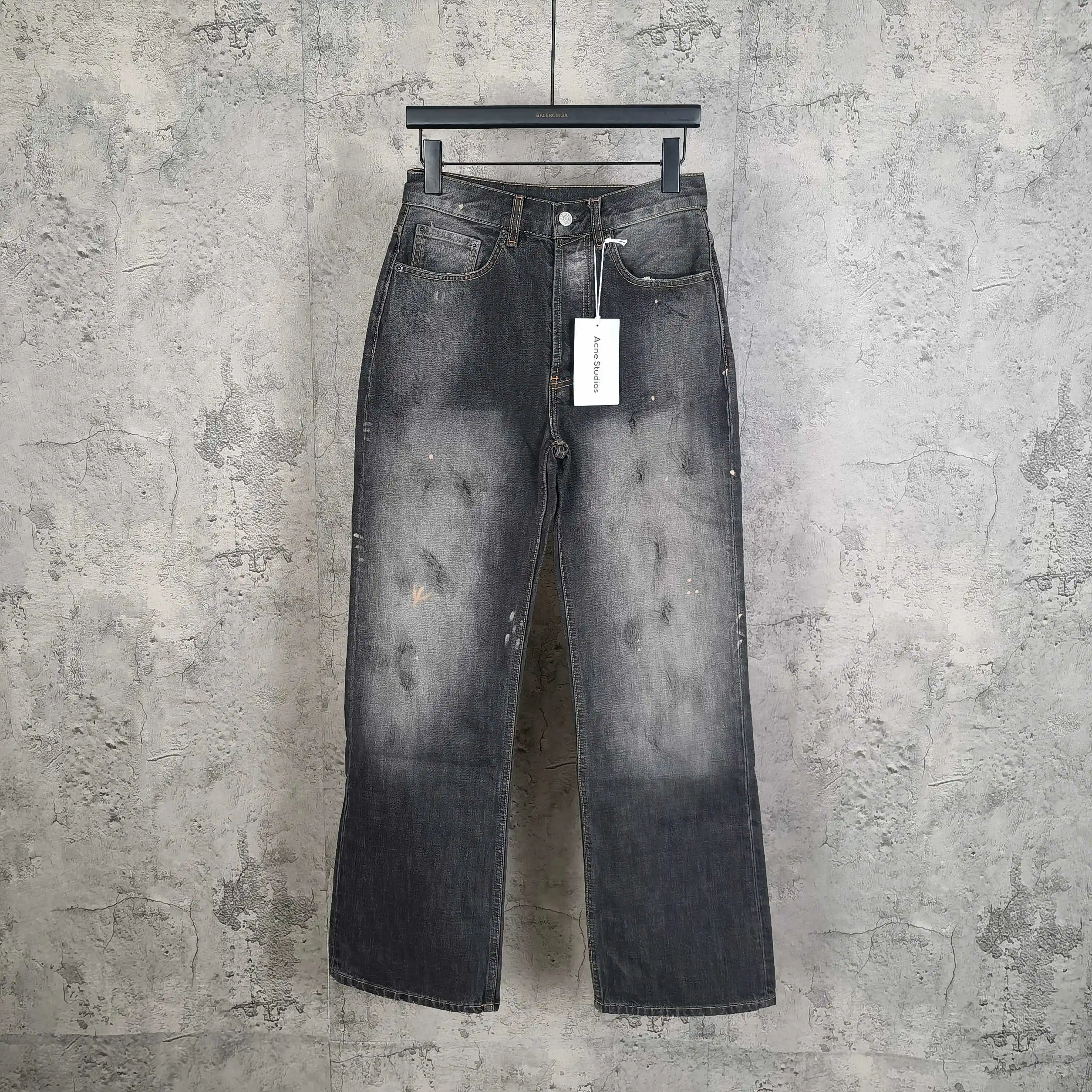 Graffiti Print Washed Straight-Leg Jeans D24524544