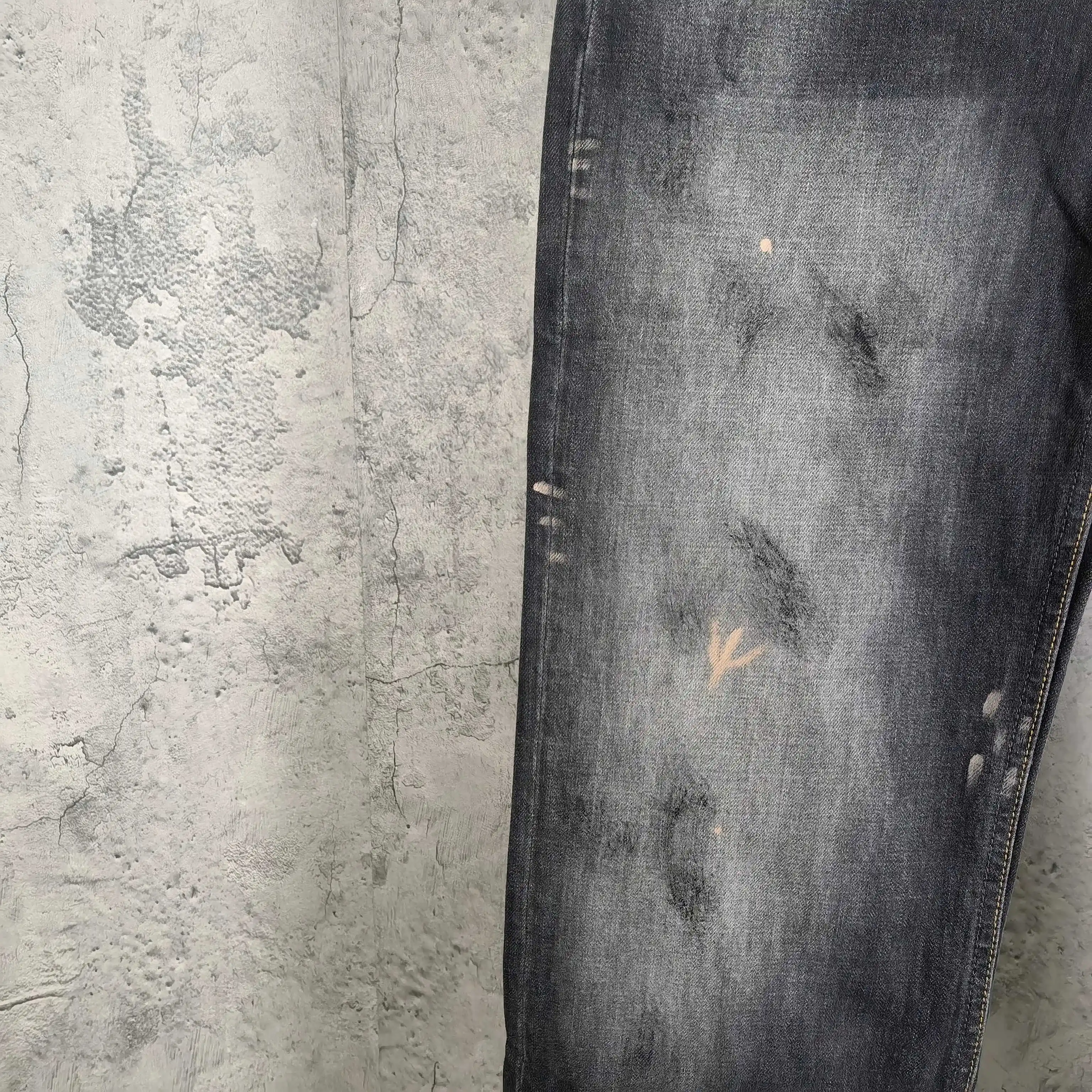 Graffiti Print Washed Straight-Leg Jeans D24524544 — view 10