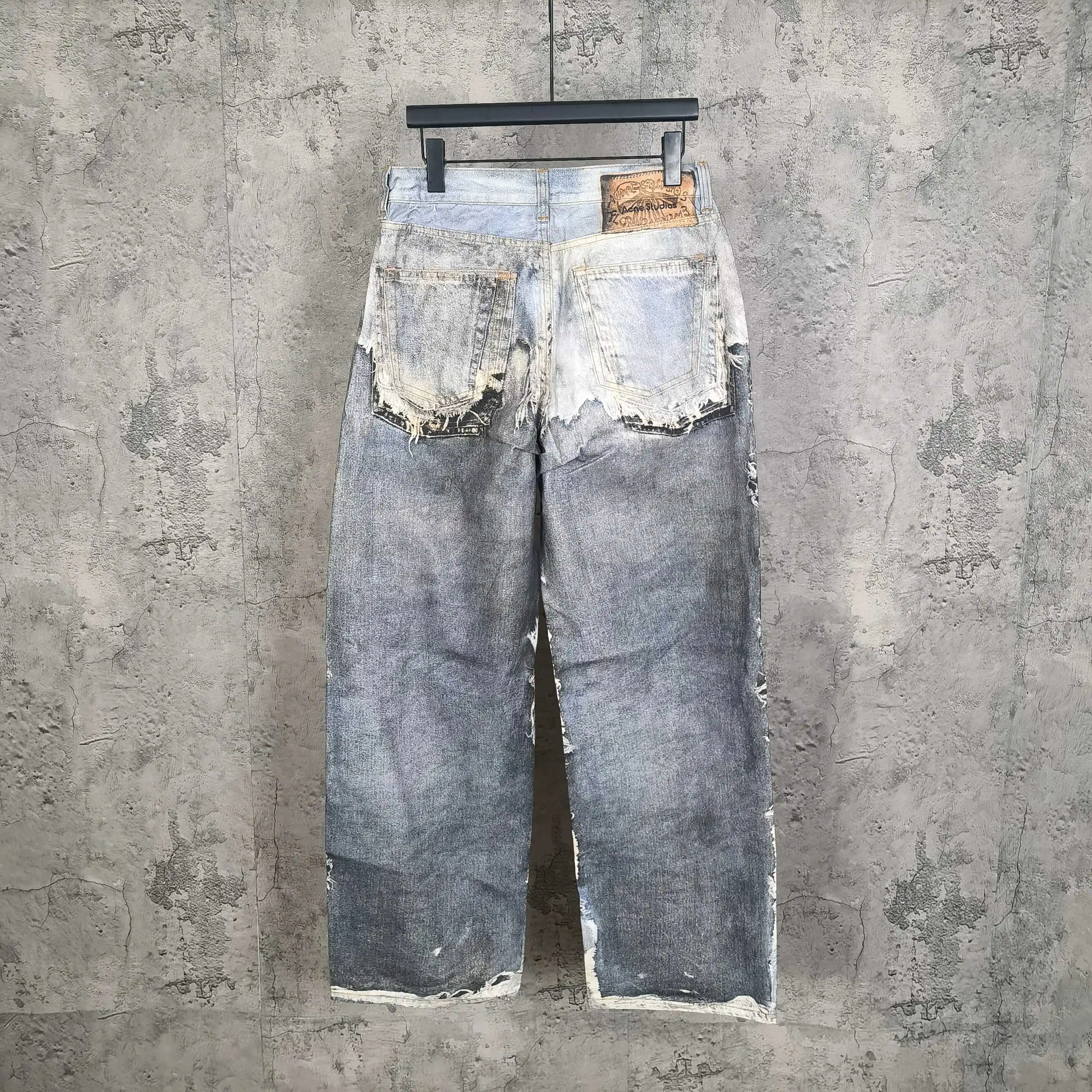 Super-Baggy Distressed 3D-Print Jeans D25024547 — view 2
