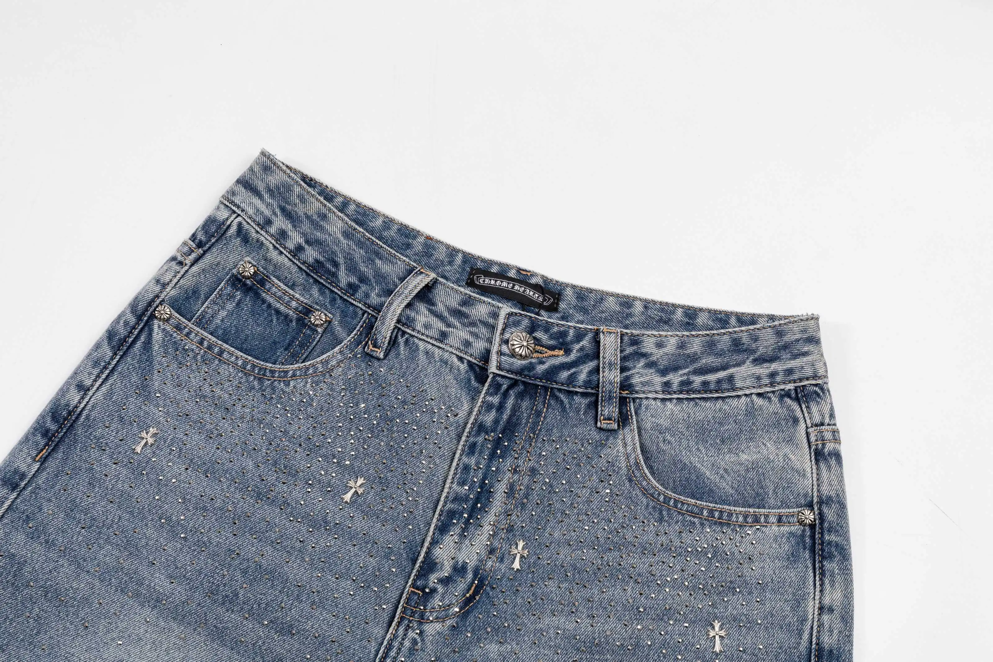 Rhinestone-Embellished Straight-Leg Jeans D25019740 — view 10