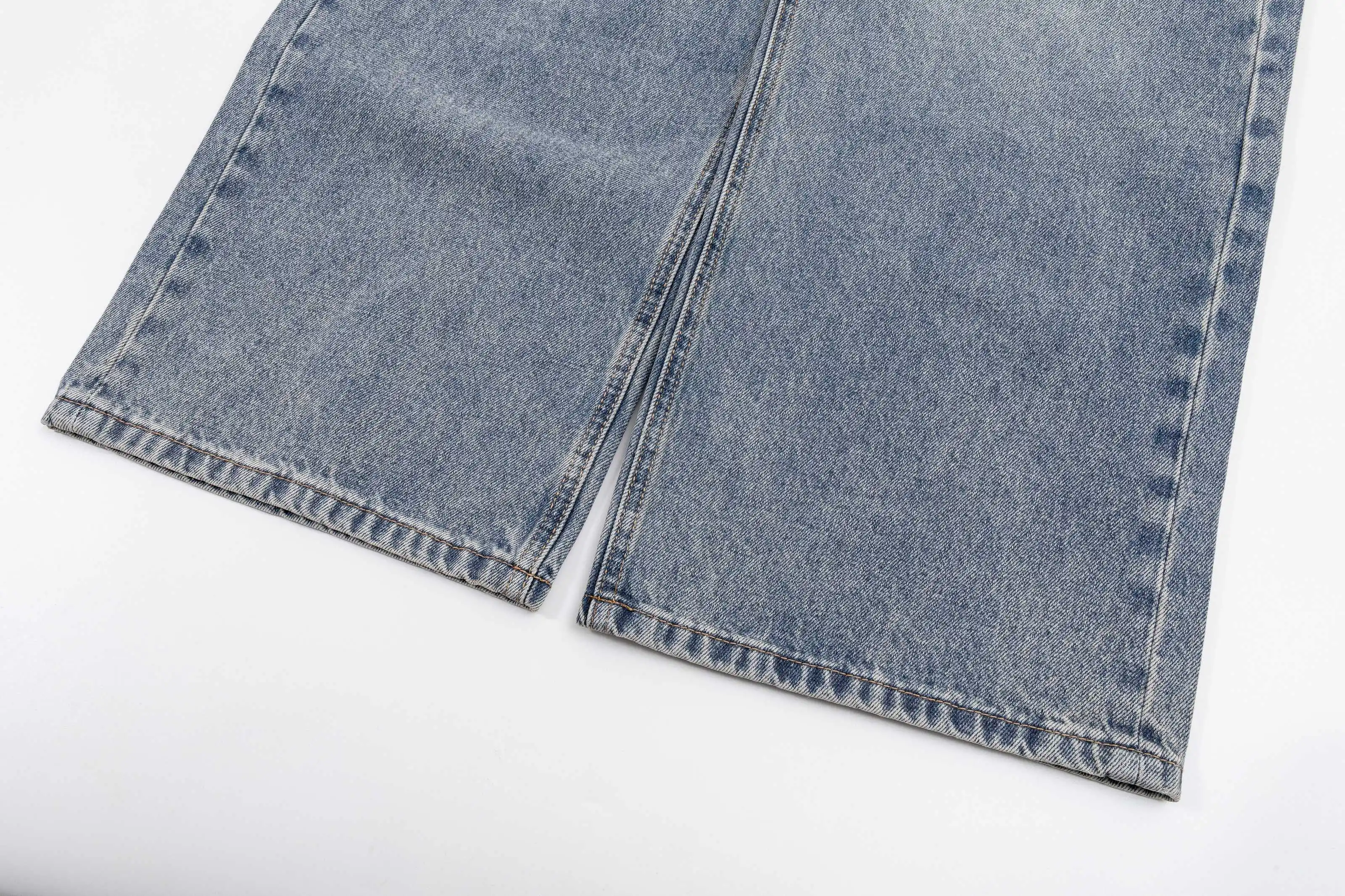 Rhinestone-Embellished Straight-Leg Jeans D25019740 — view 12