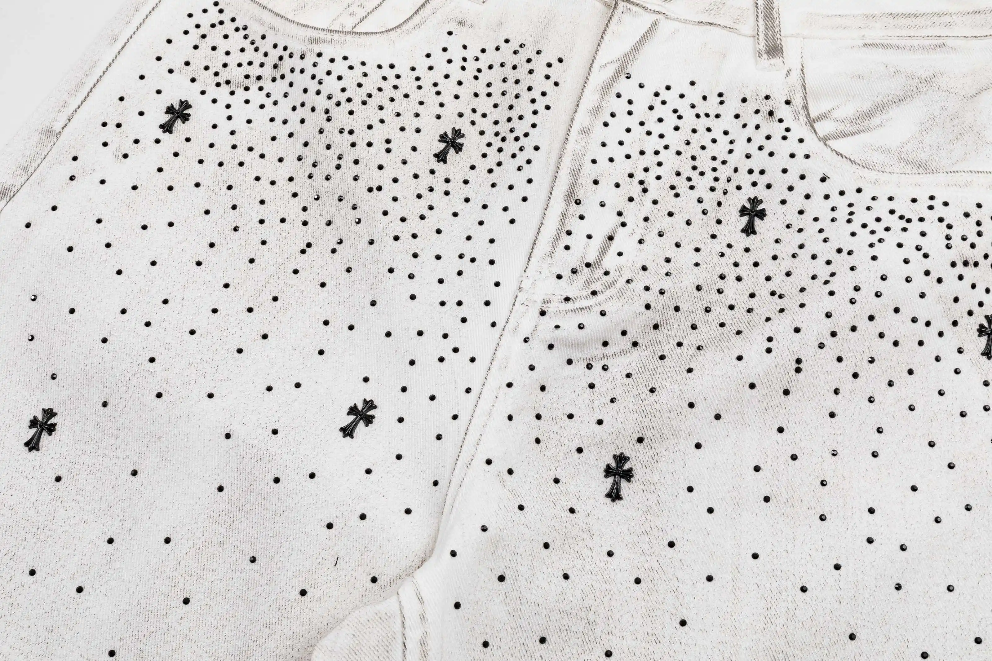 Rhinestone Embellished Straight-Leg Jeans D25019741 — view 8