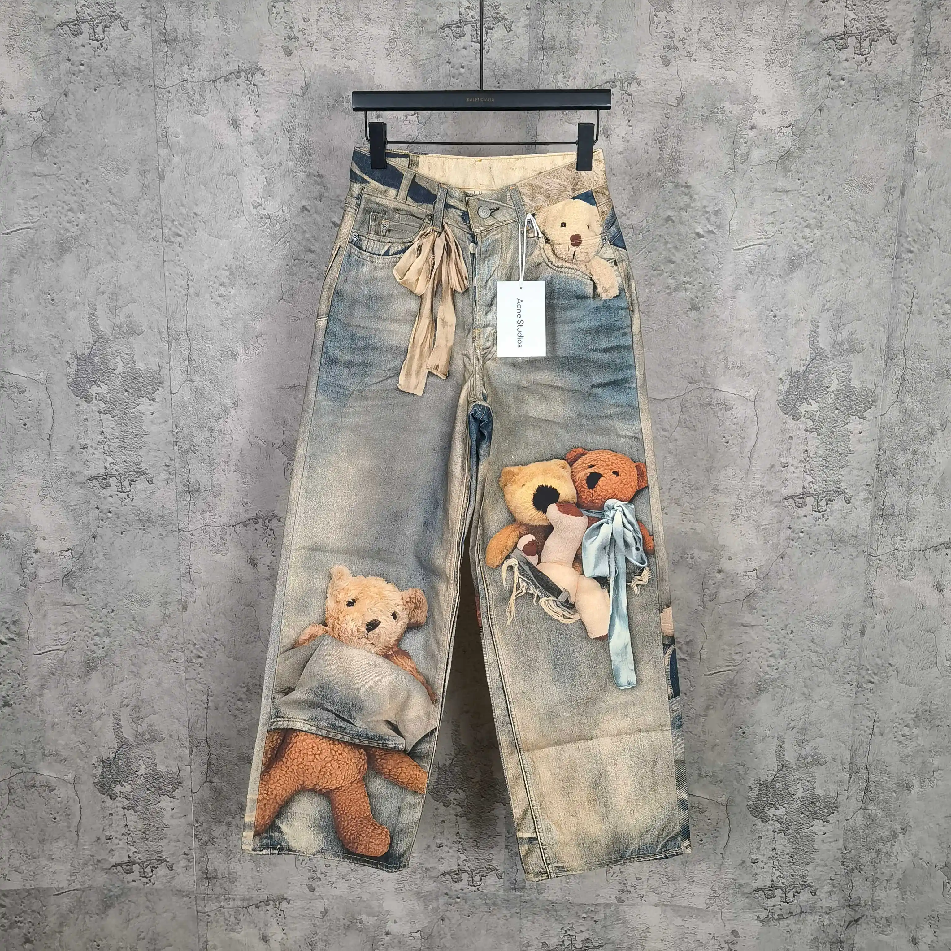 1981 Series Teddy Bear Print Straight-Leg Jeans D25524525