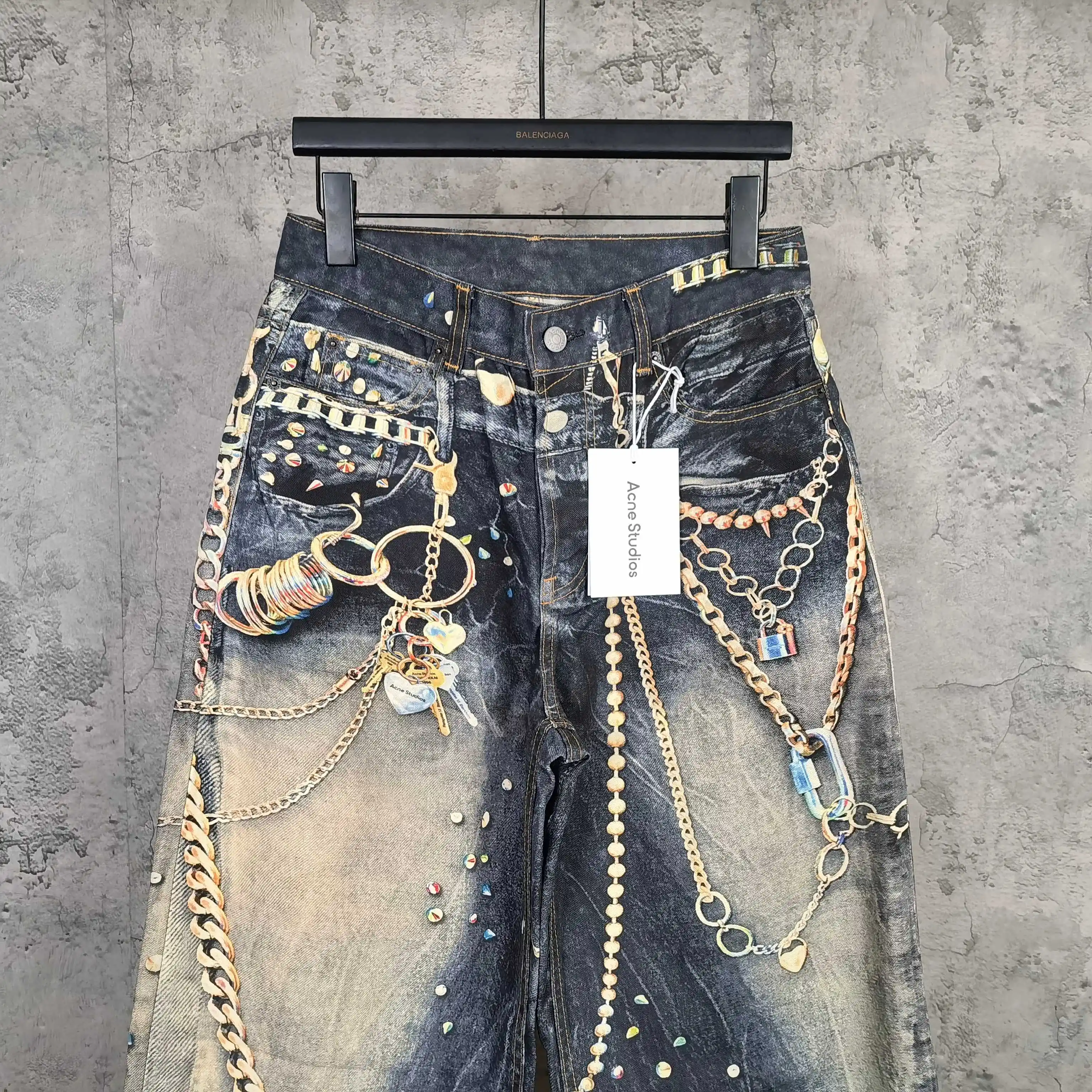 Trompe L'oeil Chain Print Wide-Leg Jeans D26024541 — view 3