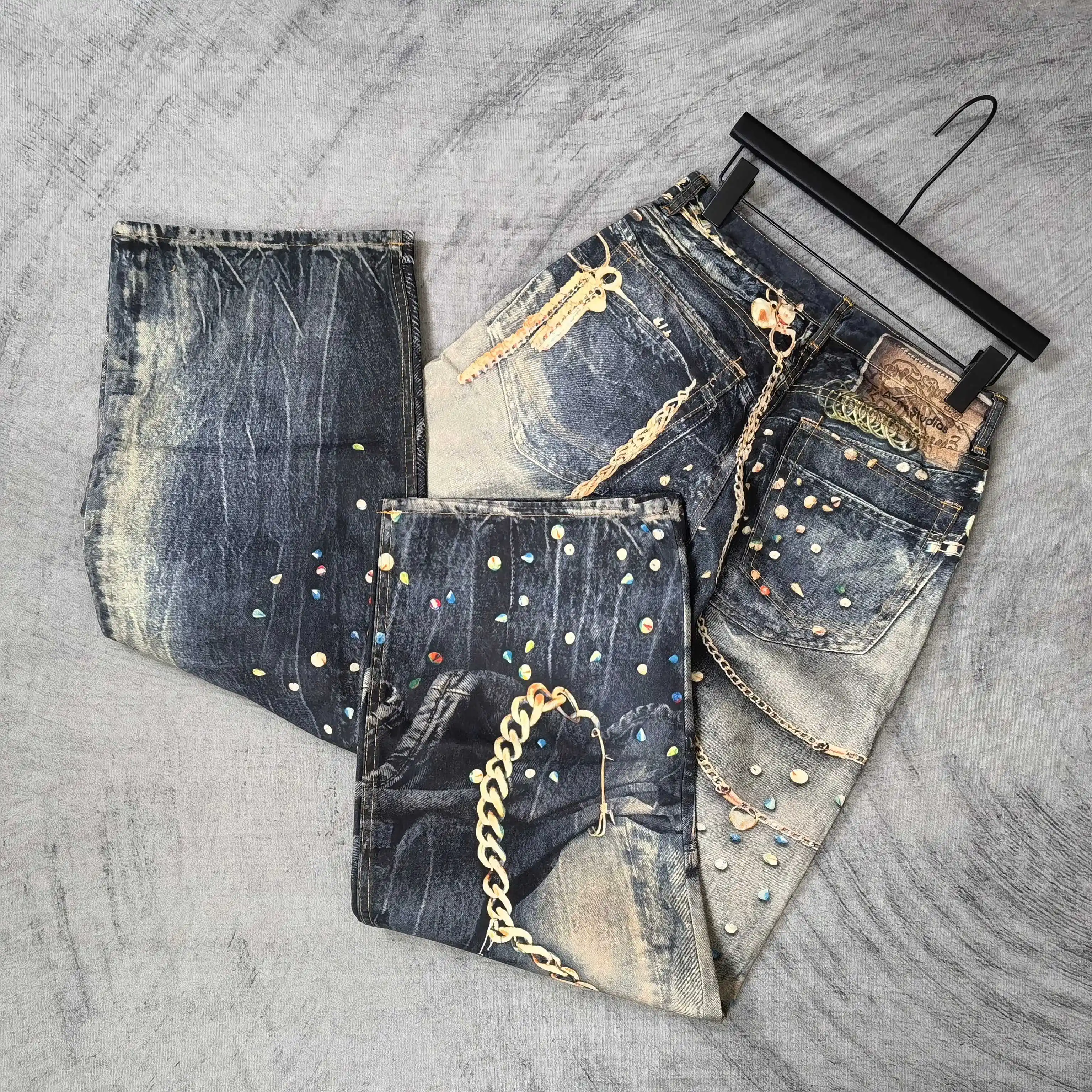 Trompe L'oeil Chain Print Wide-Leg Jeans D26024541 — view 5