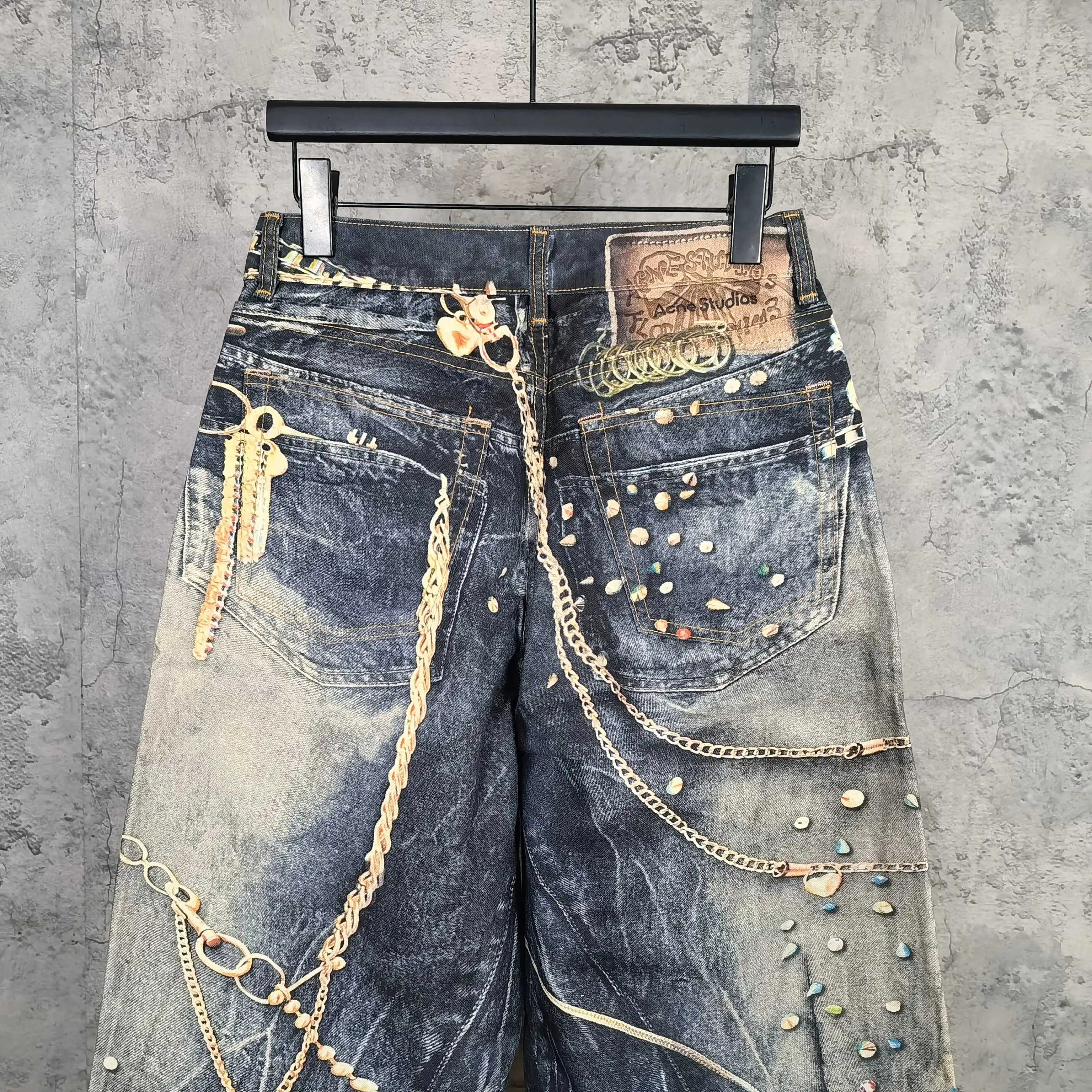 Trompe L'oeil Chain Print Wide-Leg Jeans D26024541 — view 6