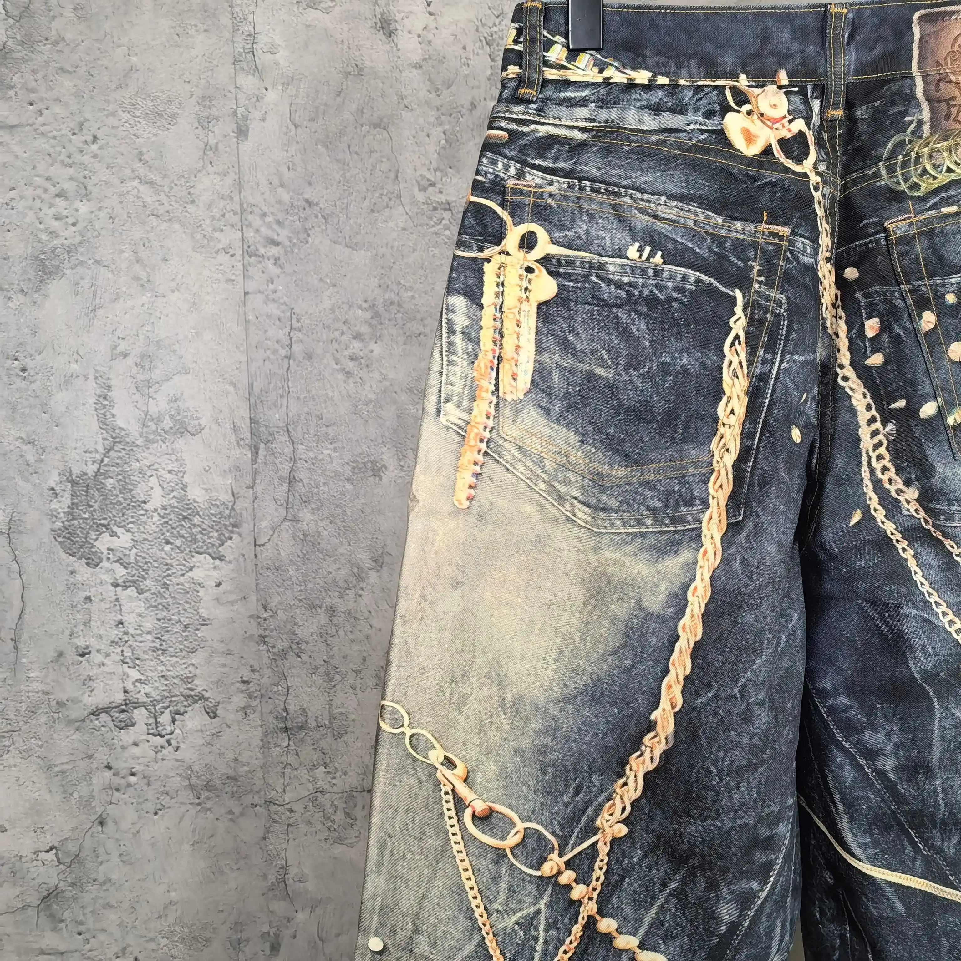 Trompe L'oeil Chain Print Wide-Leg Jeans D26024541 — view 13