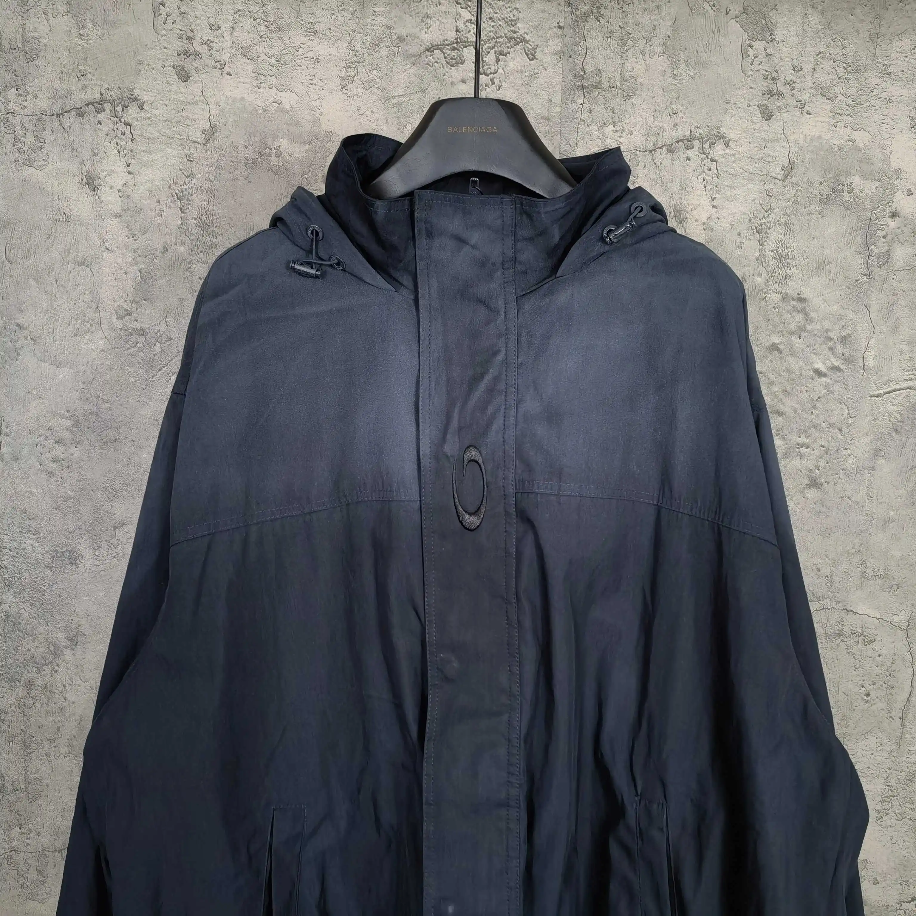 Hand-Painted Hooded Rain Jacket D29524489 — view 3