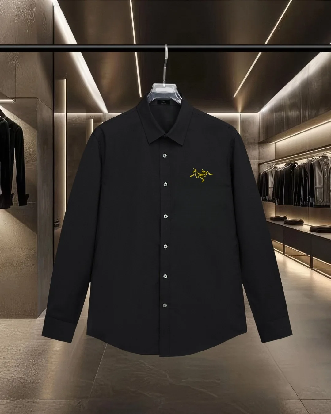 Logo-Embroidered Long-Sleeve Shirt D17811708